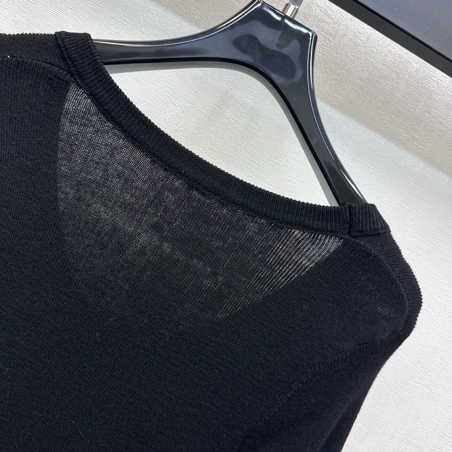 CD 26s U-Neck Metal Logo Knit Base Layer Top Black Wool Polyester 422537