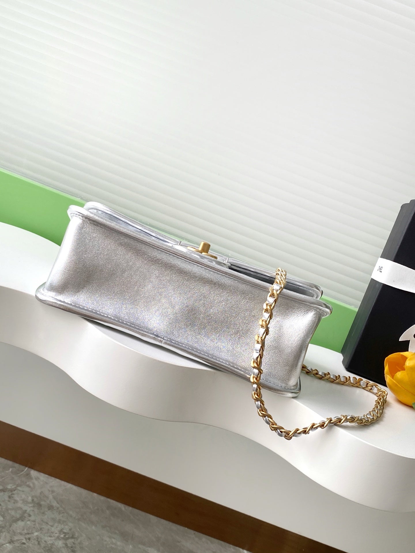 CC 25C Flap Bag 25cm Silver Metalic Quilted Lambskin