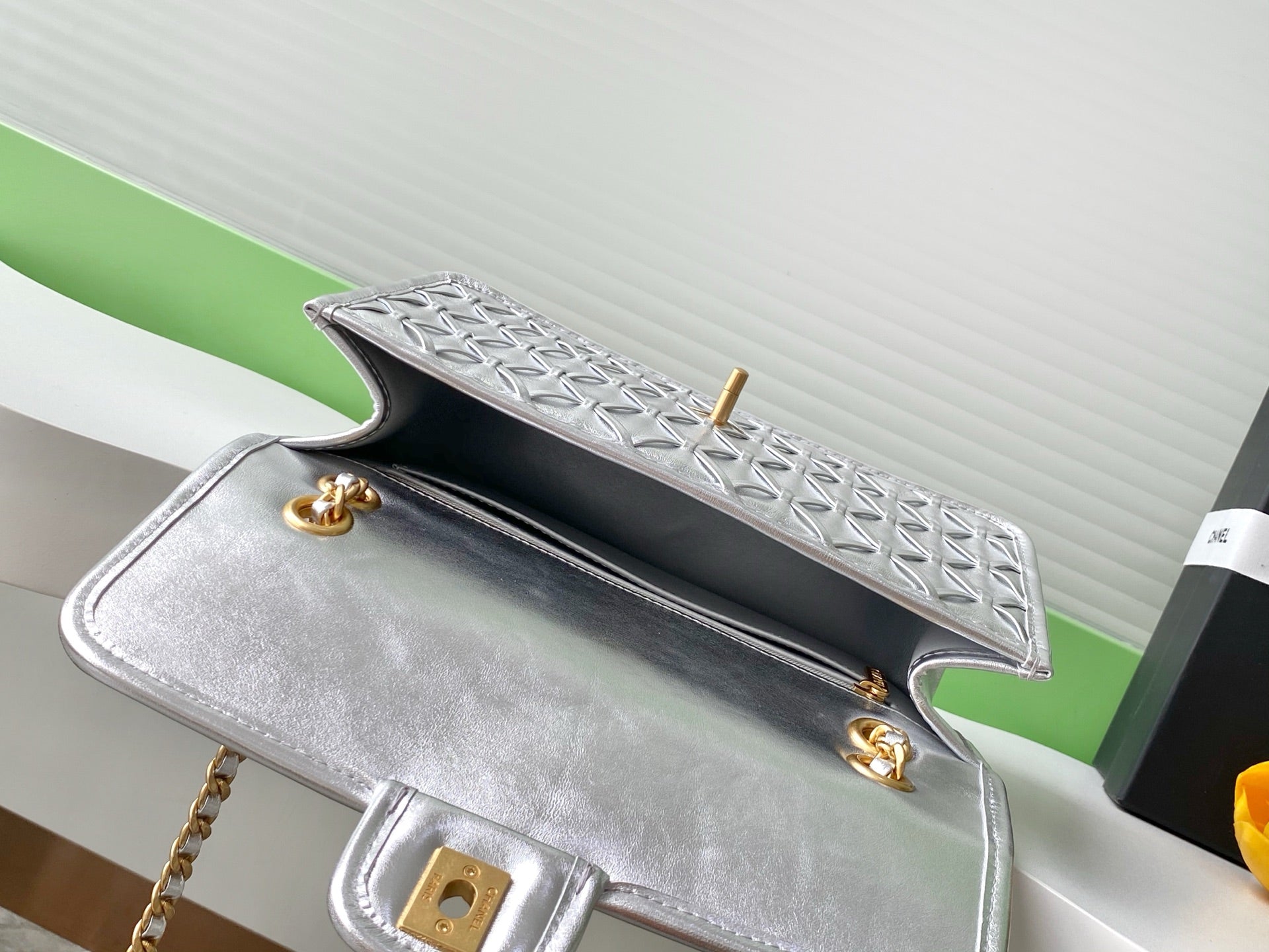 CC 25C Flap Bag 25cm Silver Metalic Quilted Lambskin