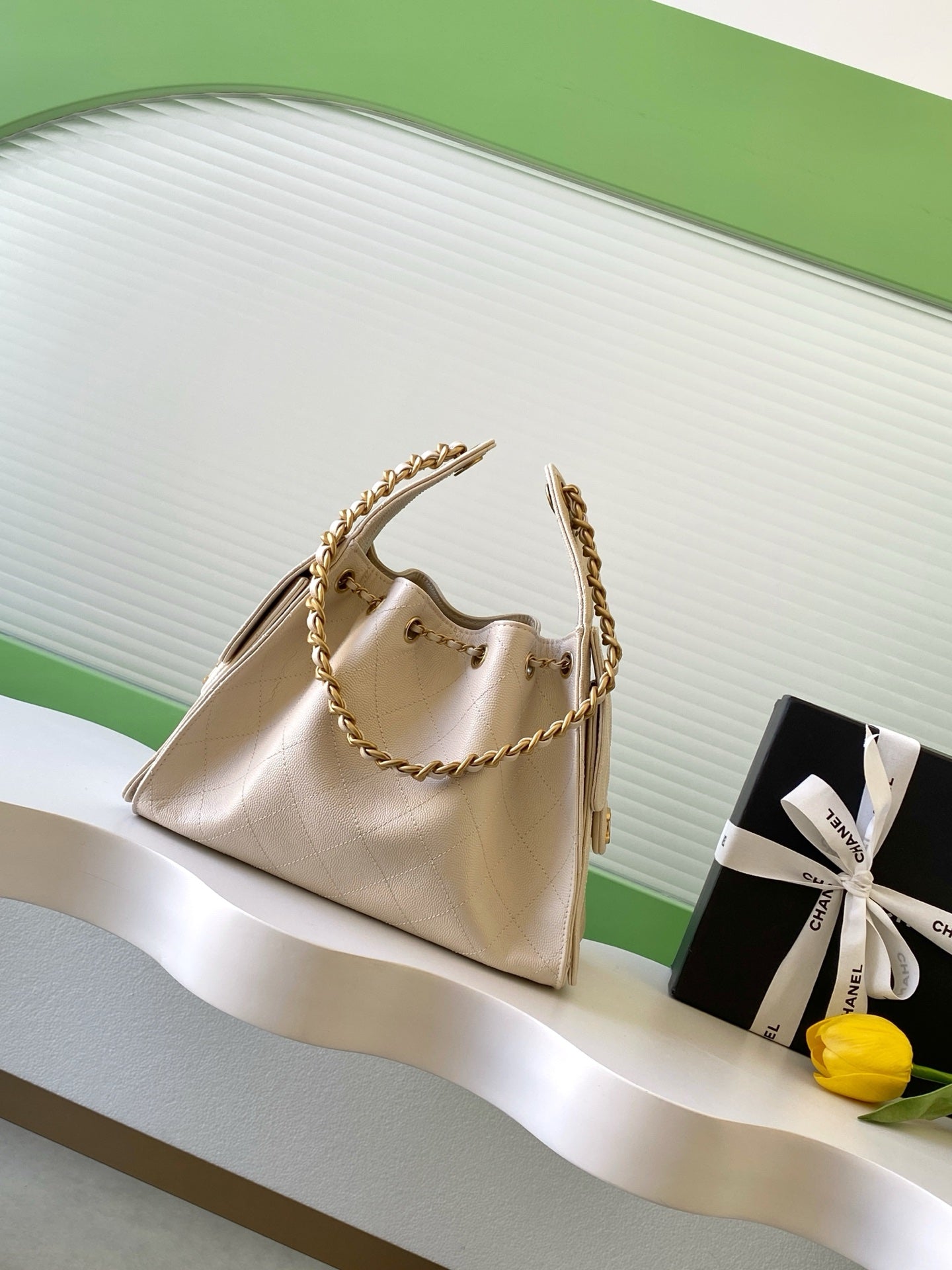 CC 25C Hobo Bag 30cm Beige Grained Calfskin