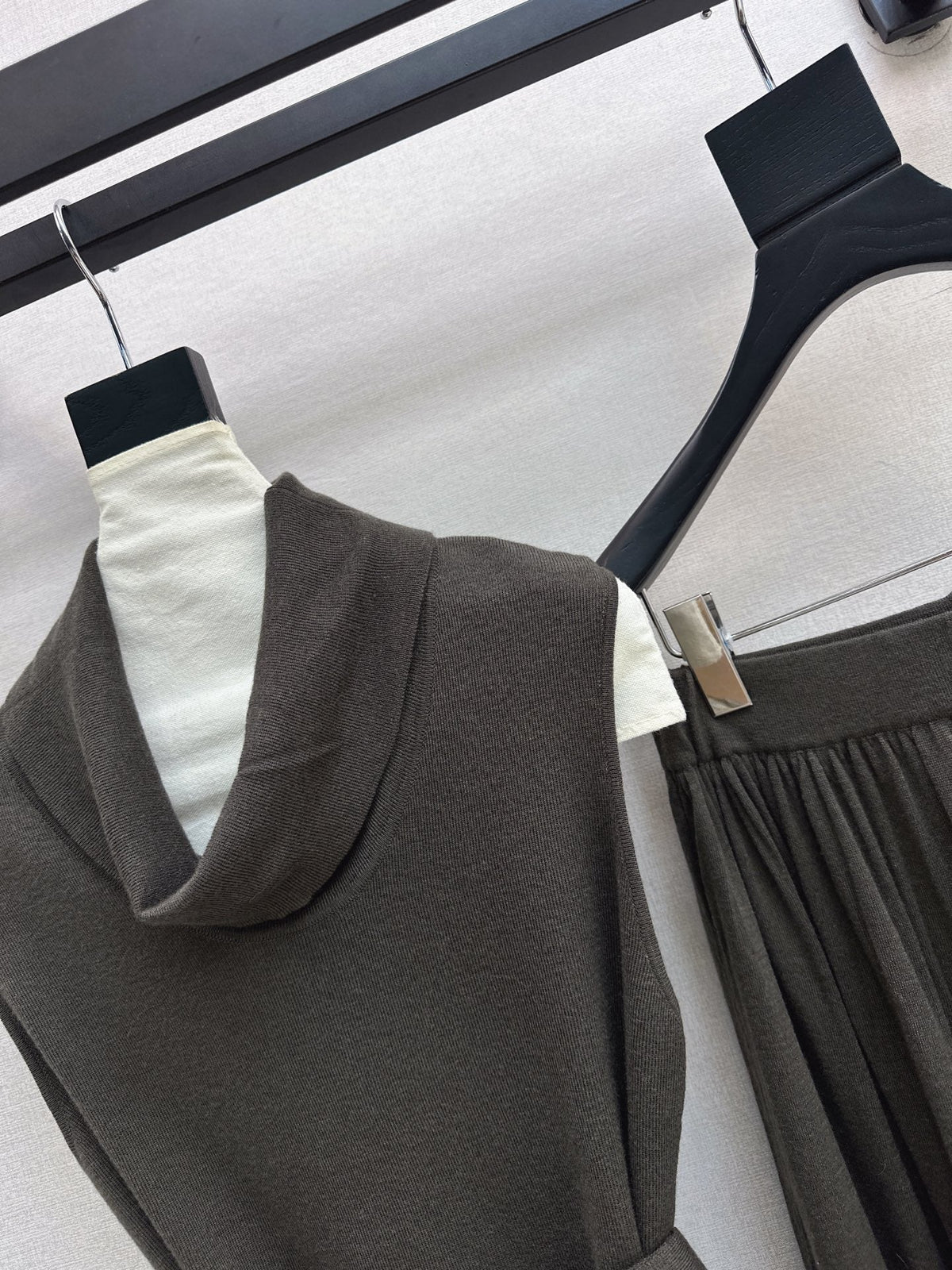 Hermes 26s Sleeveless Top And Straight-Leg Trousers Set 752