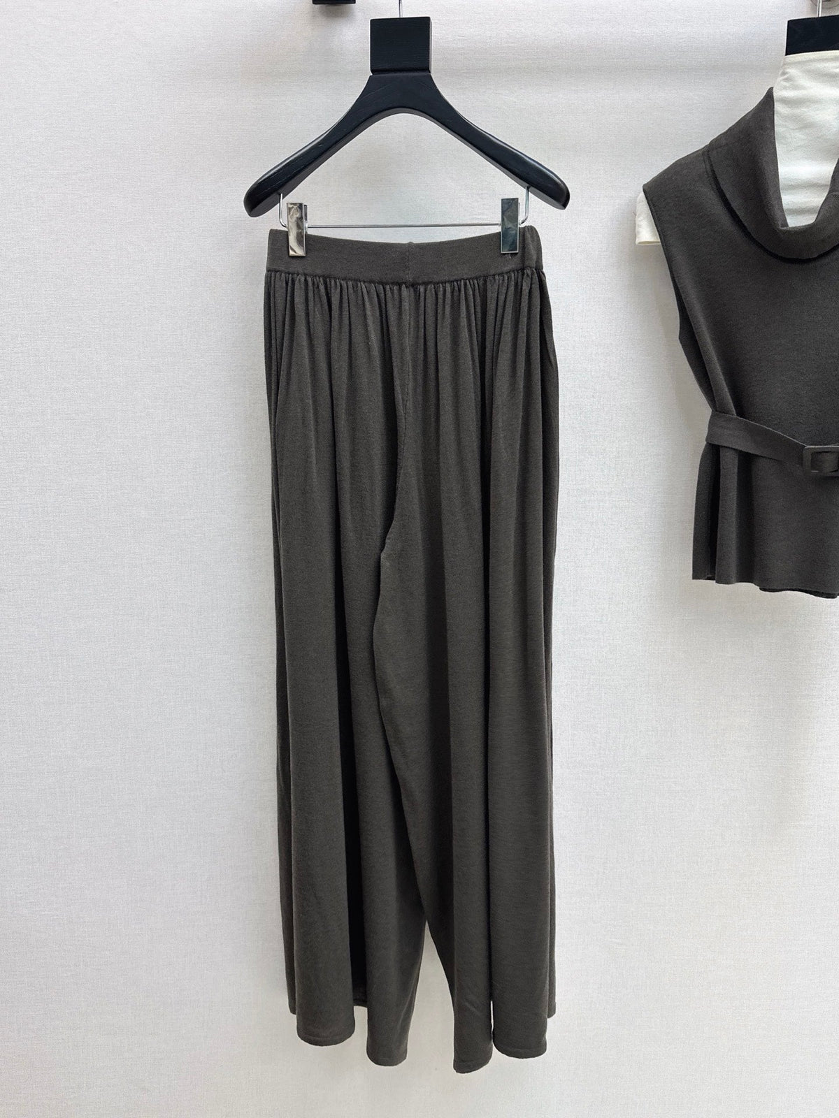 Hermes 26s Sleeveless Top And Straight-Leg Trousers Set 752