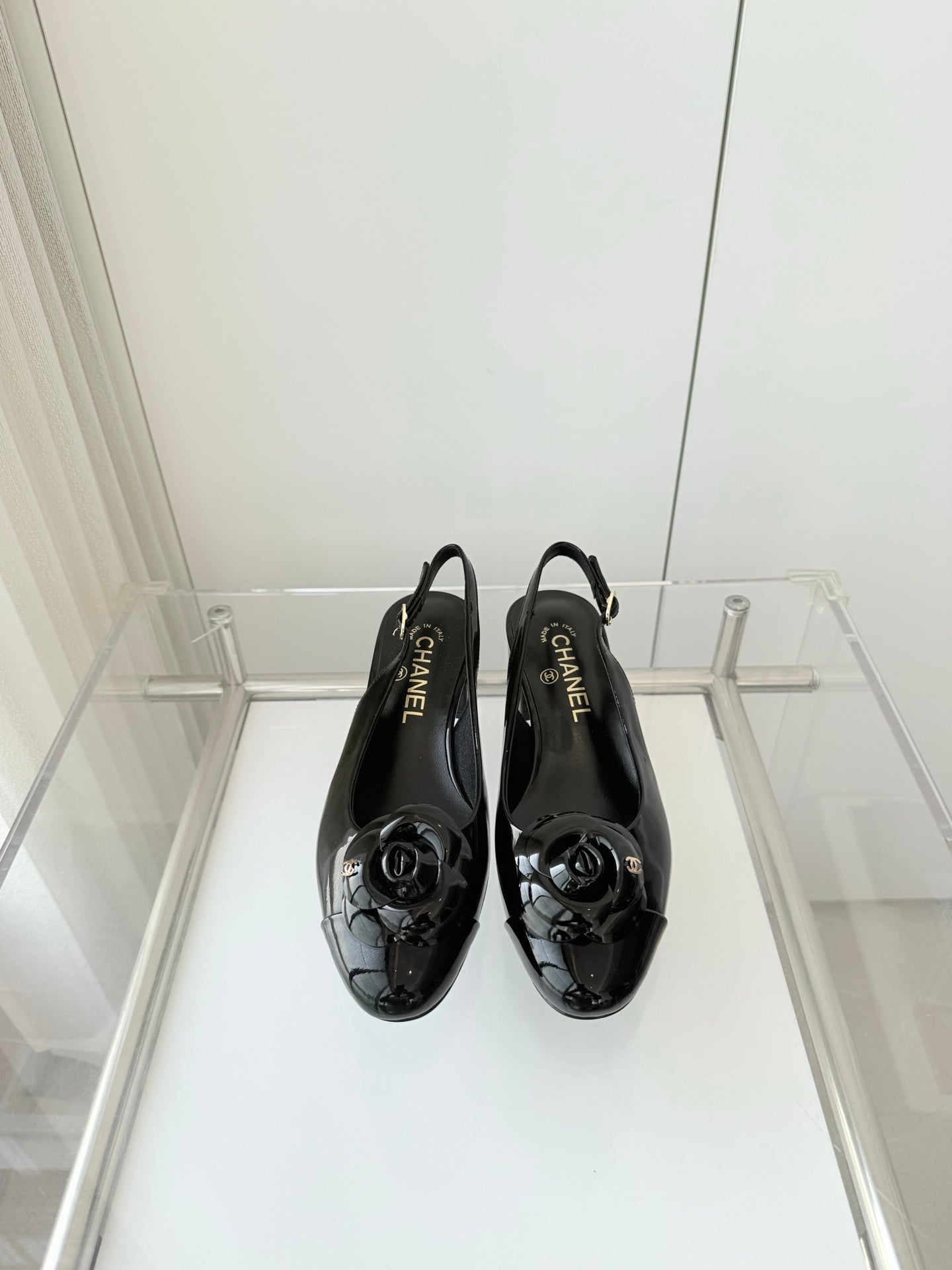 CC 26s Slingback Floral 3.5cm Black Patent Leather 597414