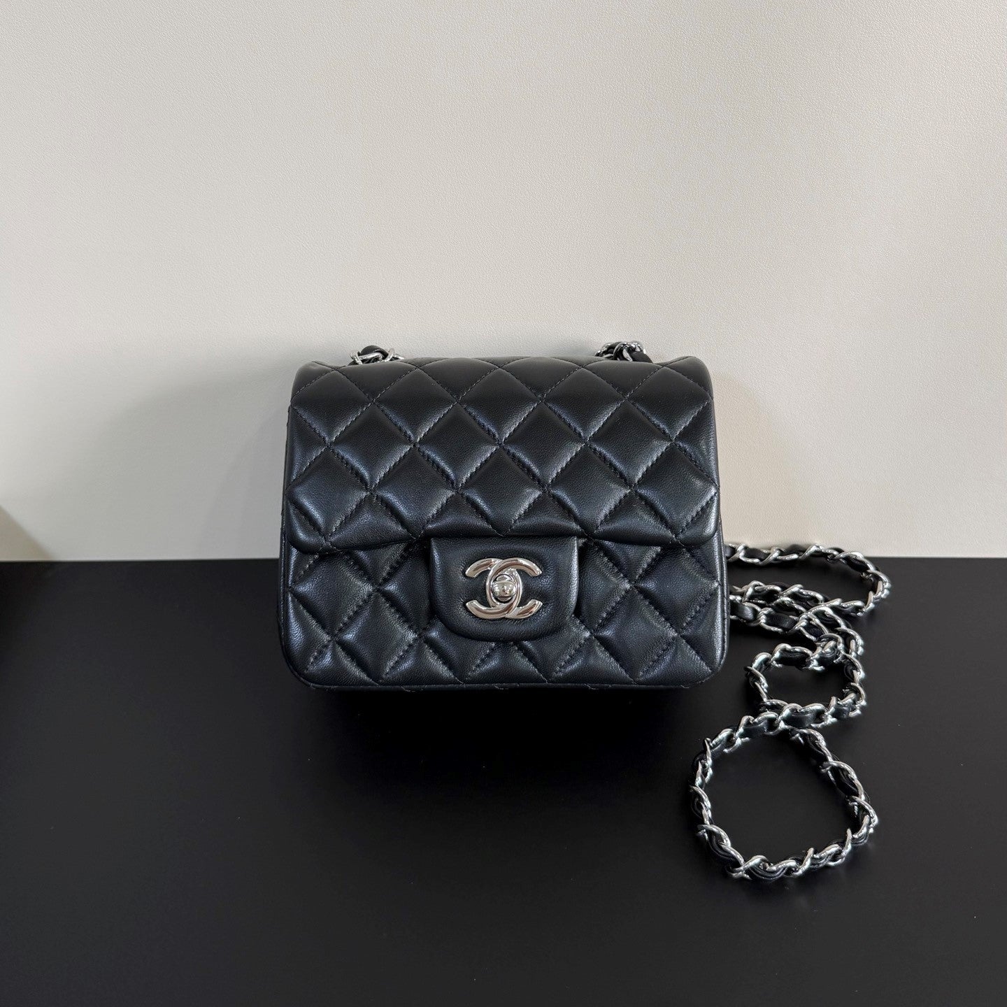 CC Flap Bag 17cm Black Sheepskin SHW 284824