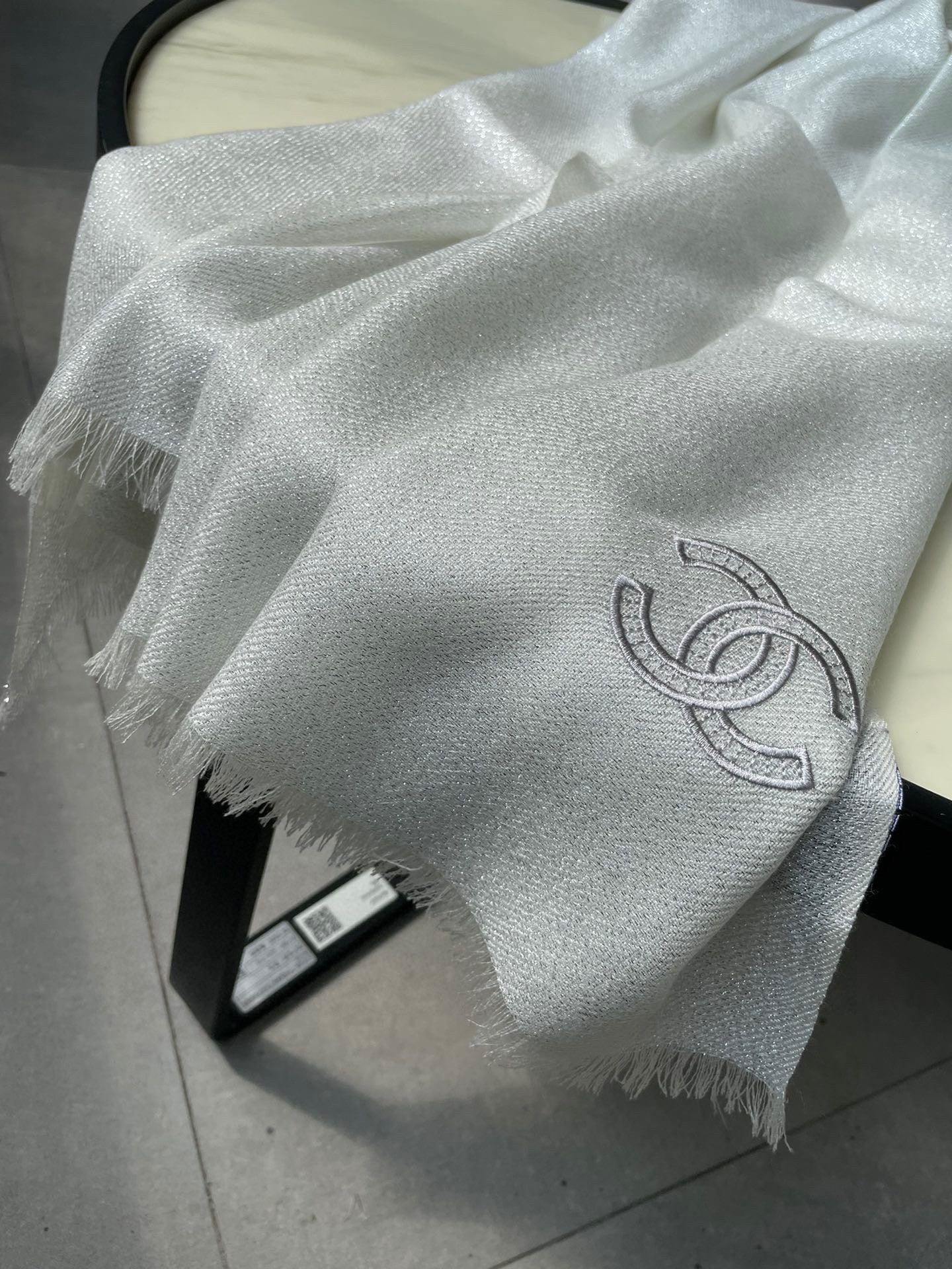 SCARF 210 CM IN IVORY WHITE CASHMERE 402210