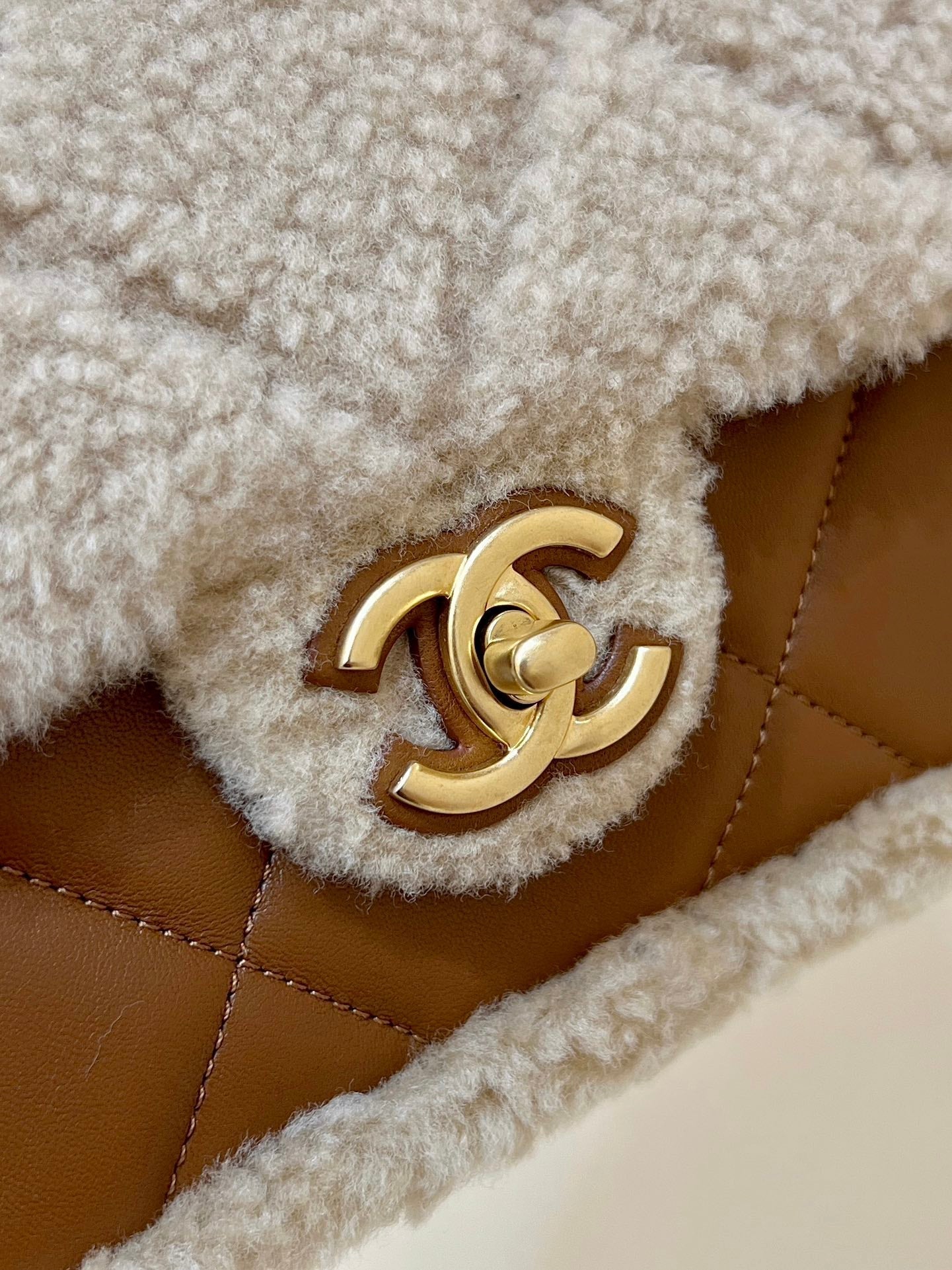 CC 24K Teddy Bear CF 23.5cm Brown Beige Lambskin & Fur Light GHW