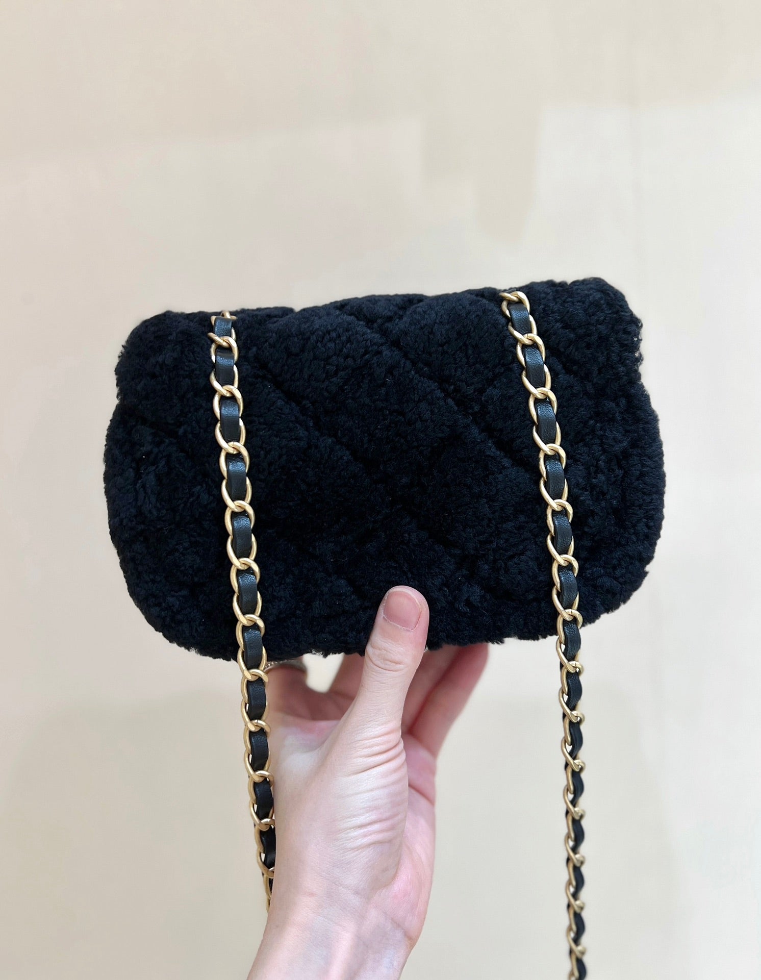 CC 24K Teddy Bear CF 18 cm Black Lambskin & Fur Light GHW