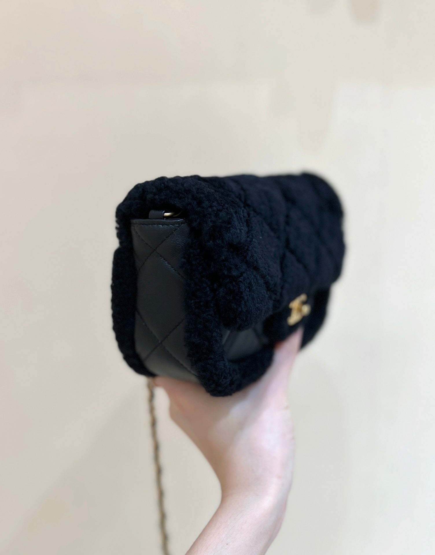 CC 24K Teddy Bear CF 18 cm Black Lambskin & Fur Light GHW