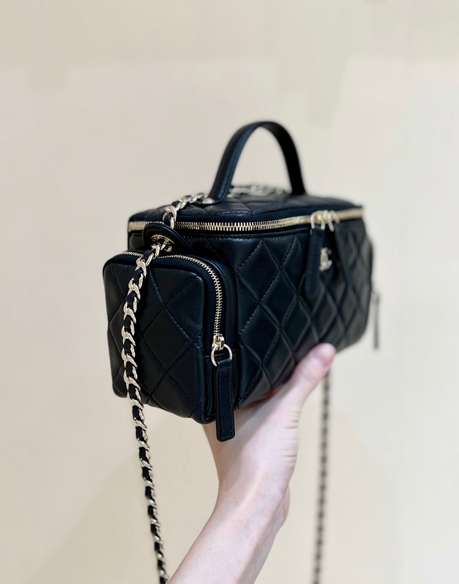 CC 24K Handle Camera Bag 23cm Black Lambskin Light GHW