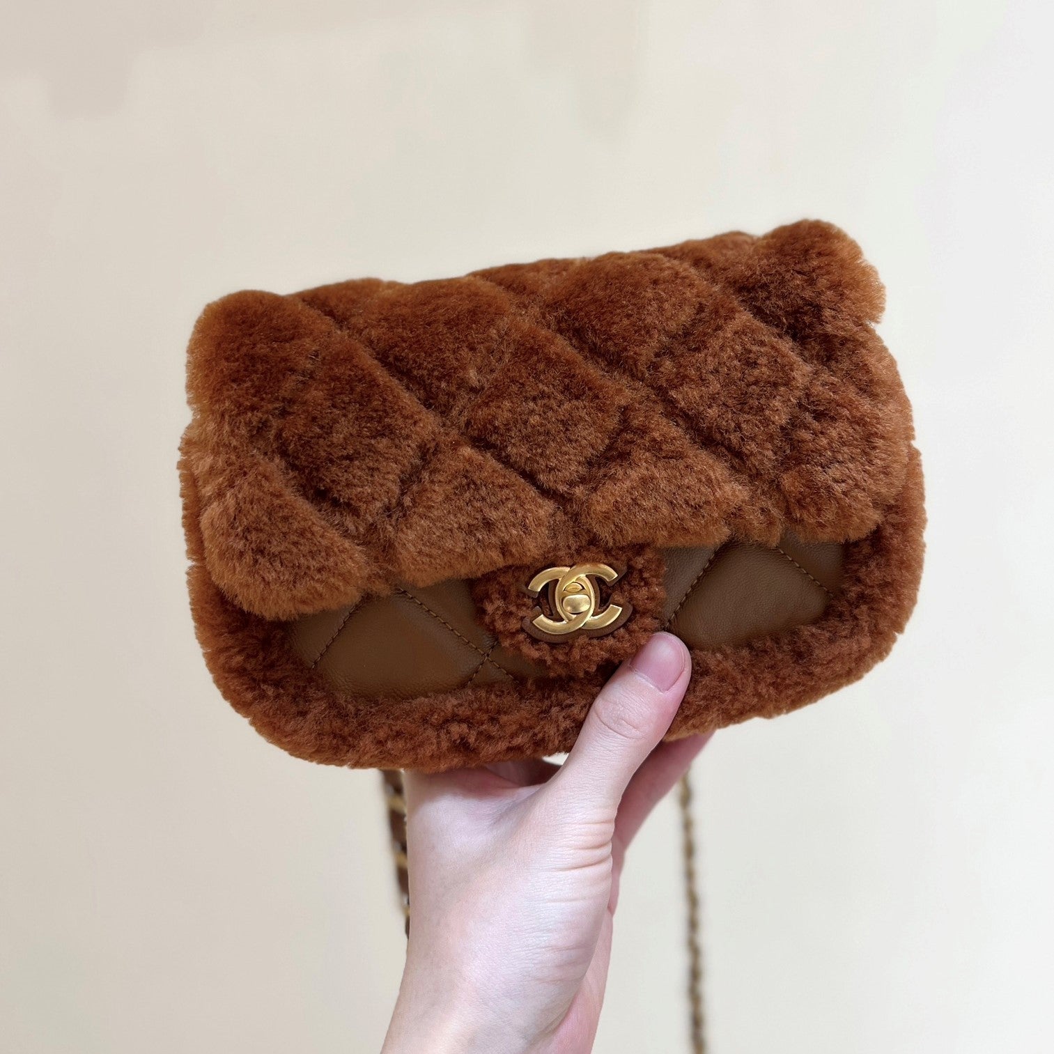 CC 24K Teddy Bear CF 18 cm Brown Lambskin & Fur Light GHW