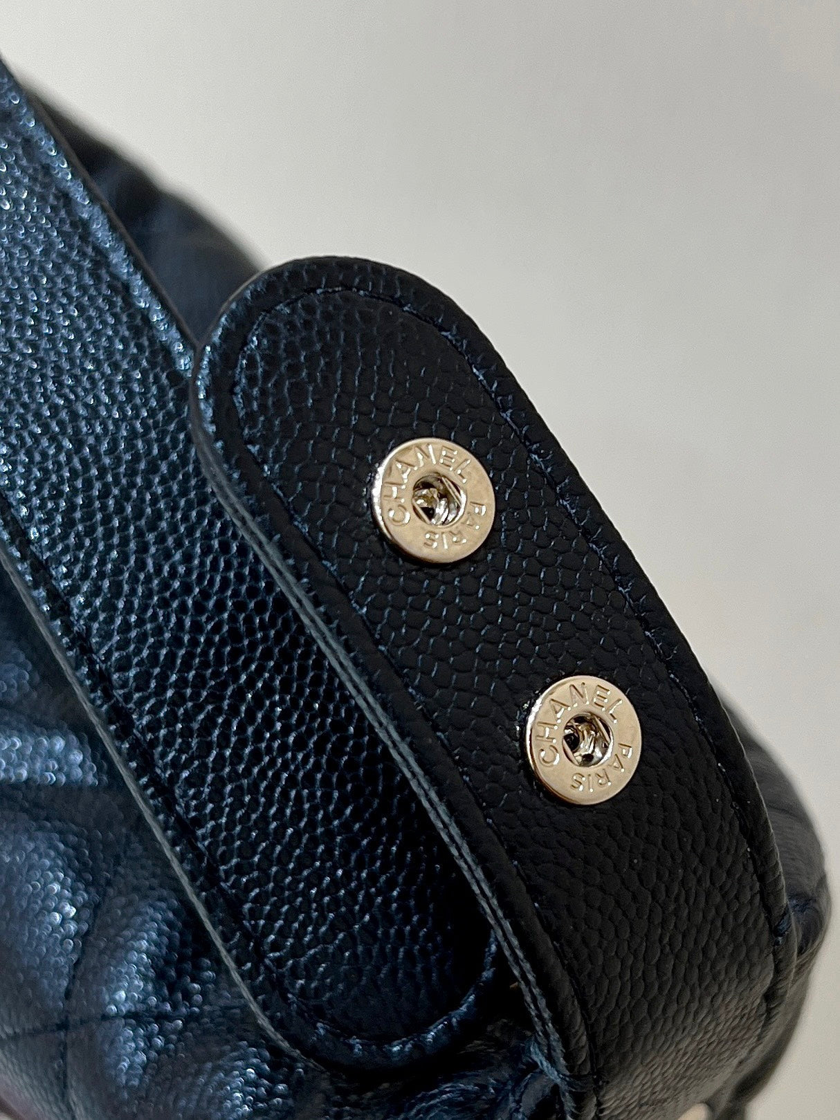 25C Hobo Bag 19cm Black Grained Calfskin