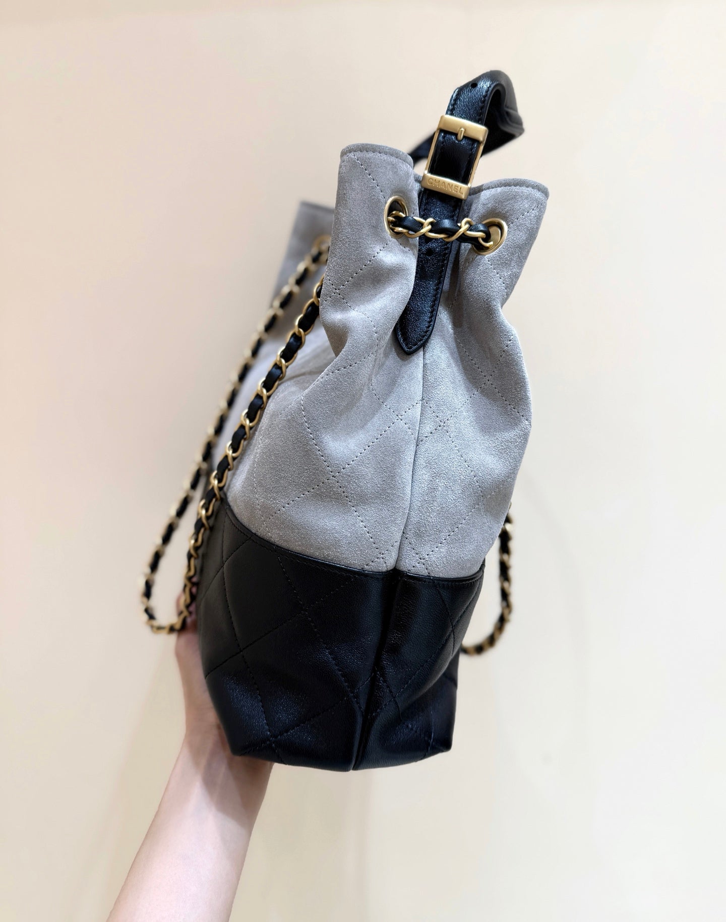 CC 25A Hobo 29cm Gray Black Suede Lambskin