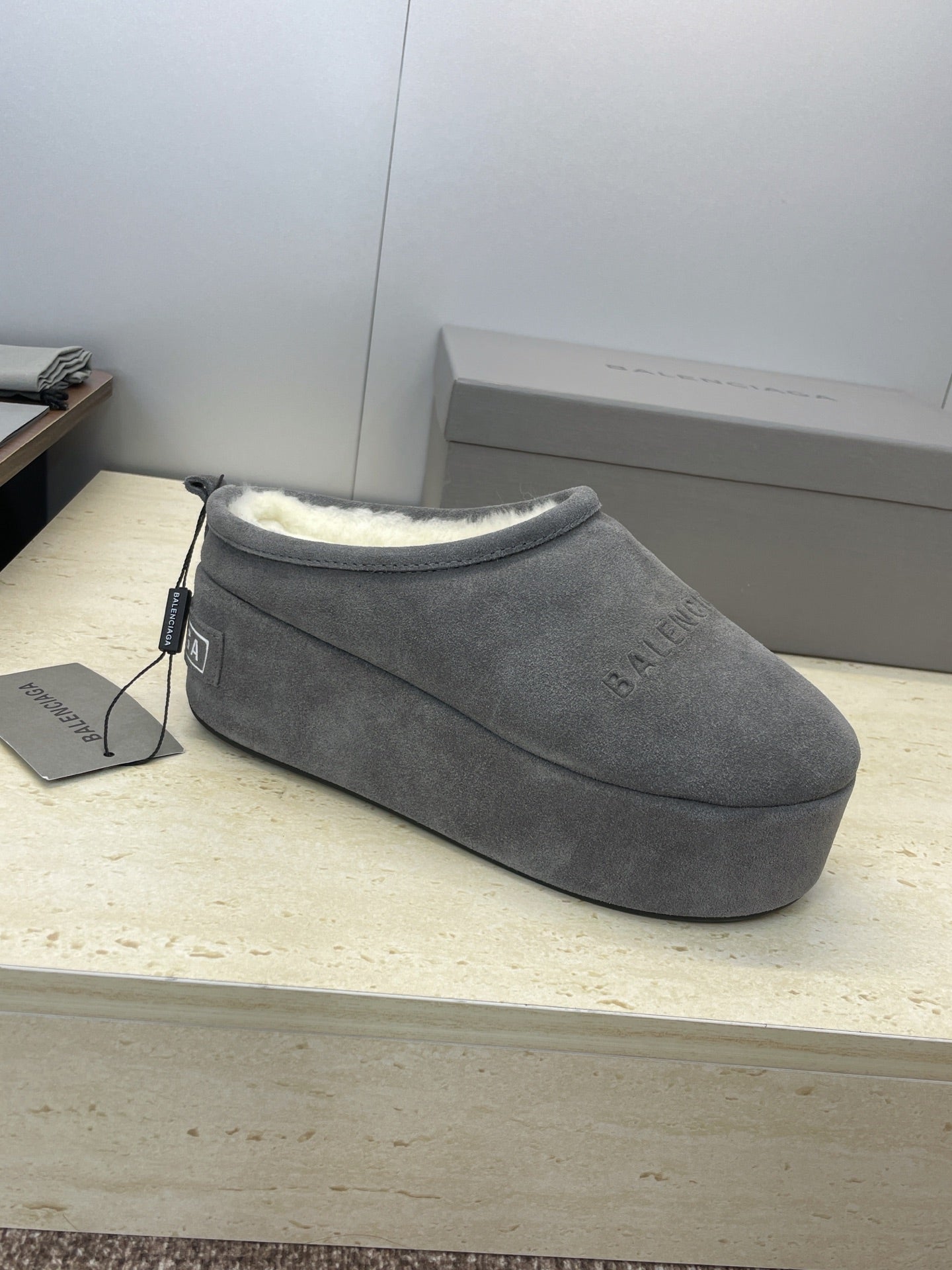 Balenciaga Alaska Slide Grey White Suede Fur 551898