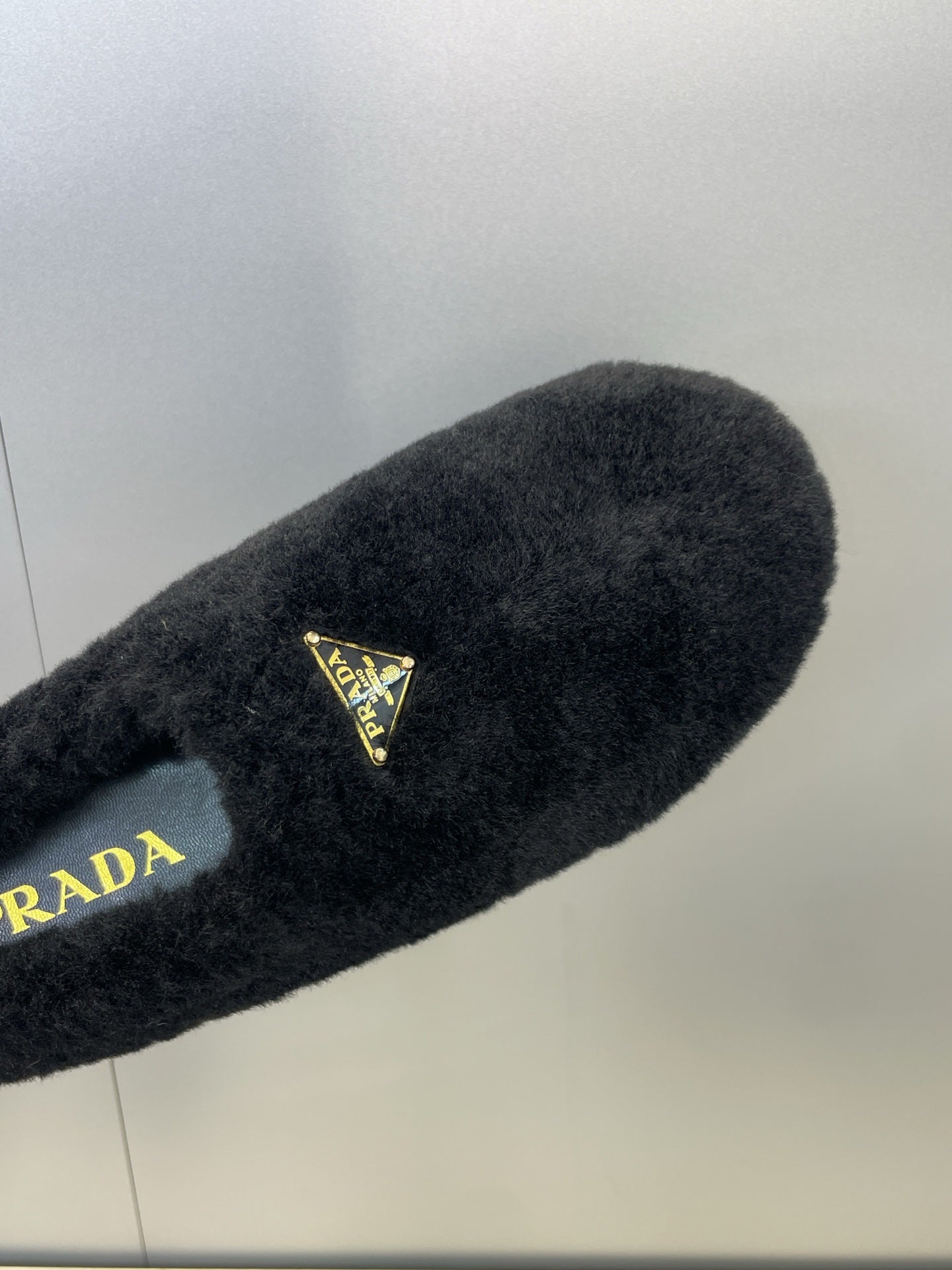 Prada 25s Slide Black Shearing 551884