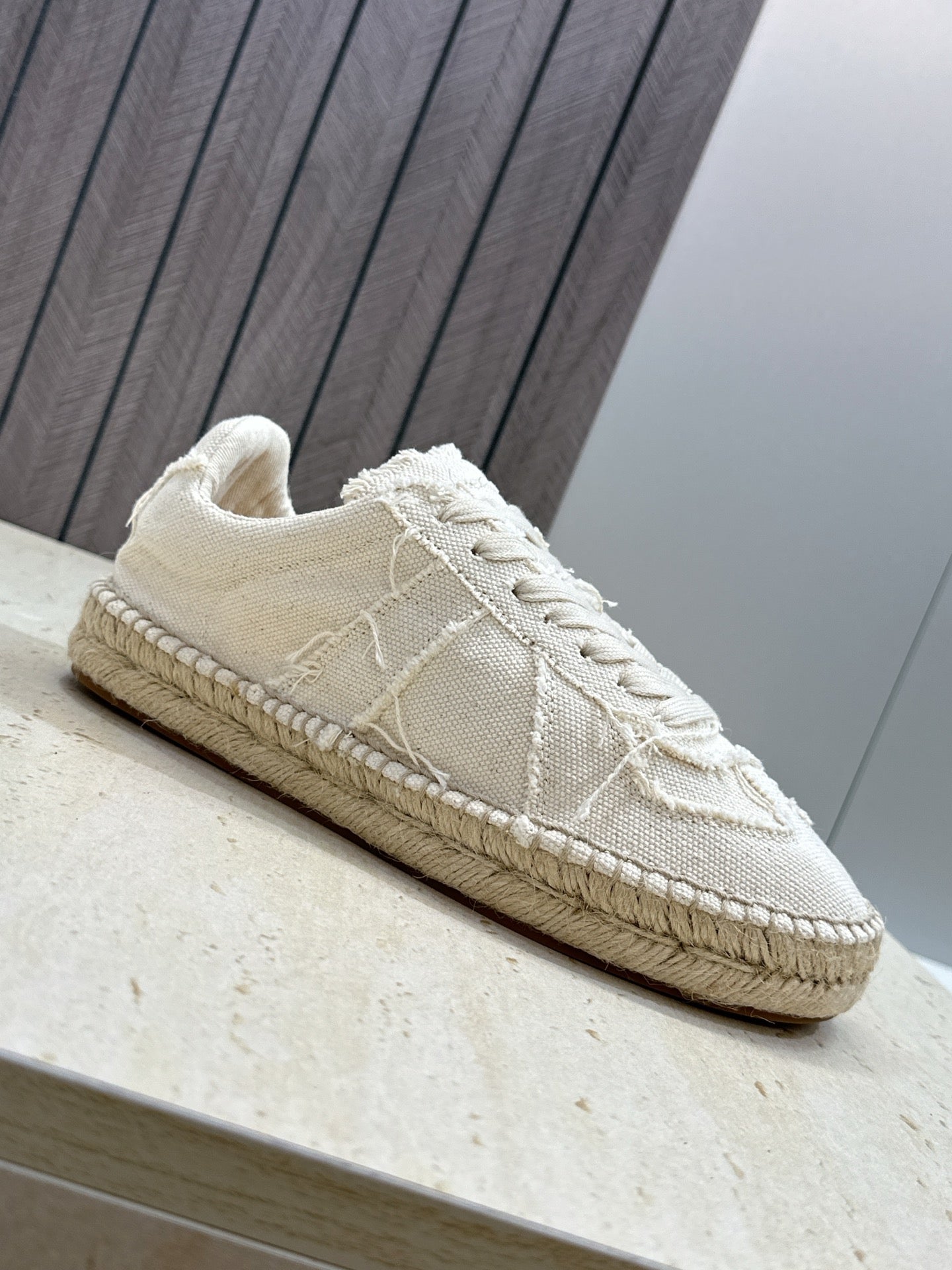 MM6 Replica Frayed Sneakers White Espadrille Canvas 959425