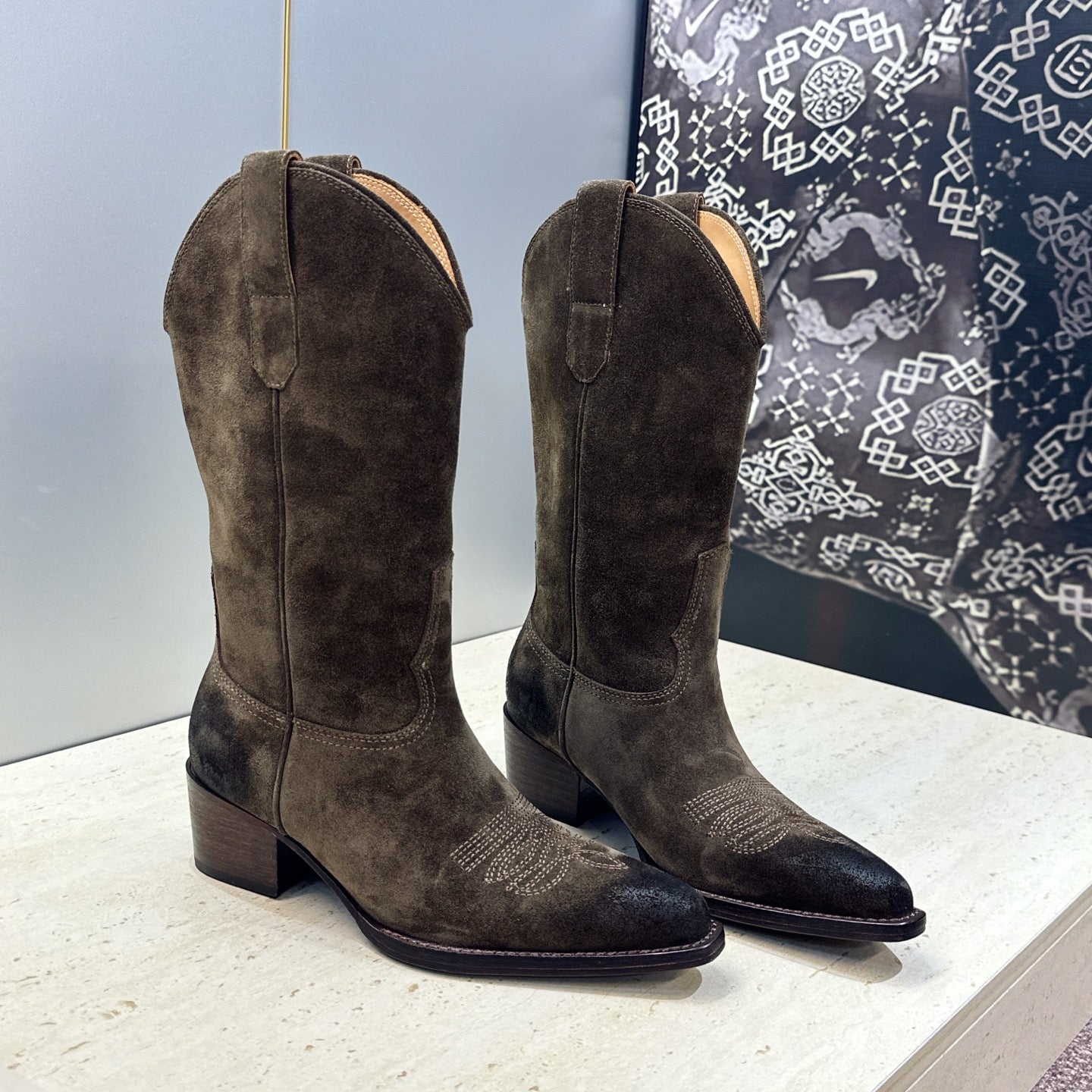 Celine 26s Mid-Calf Boots 4.5cm Taupe Suede 959453