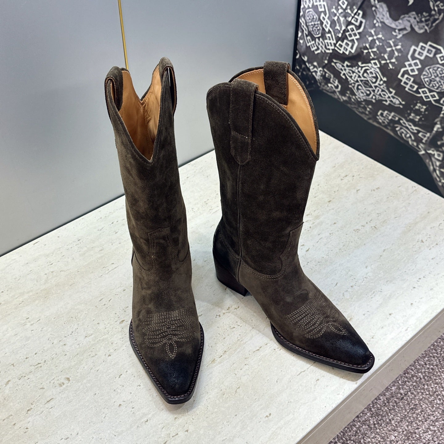 Celine 26s Mid-Calf Boots 4.5cm Taupe Suede 959453