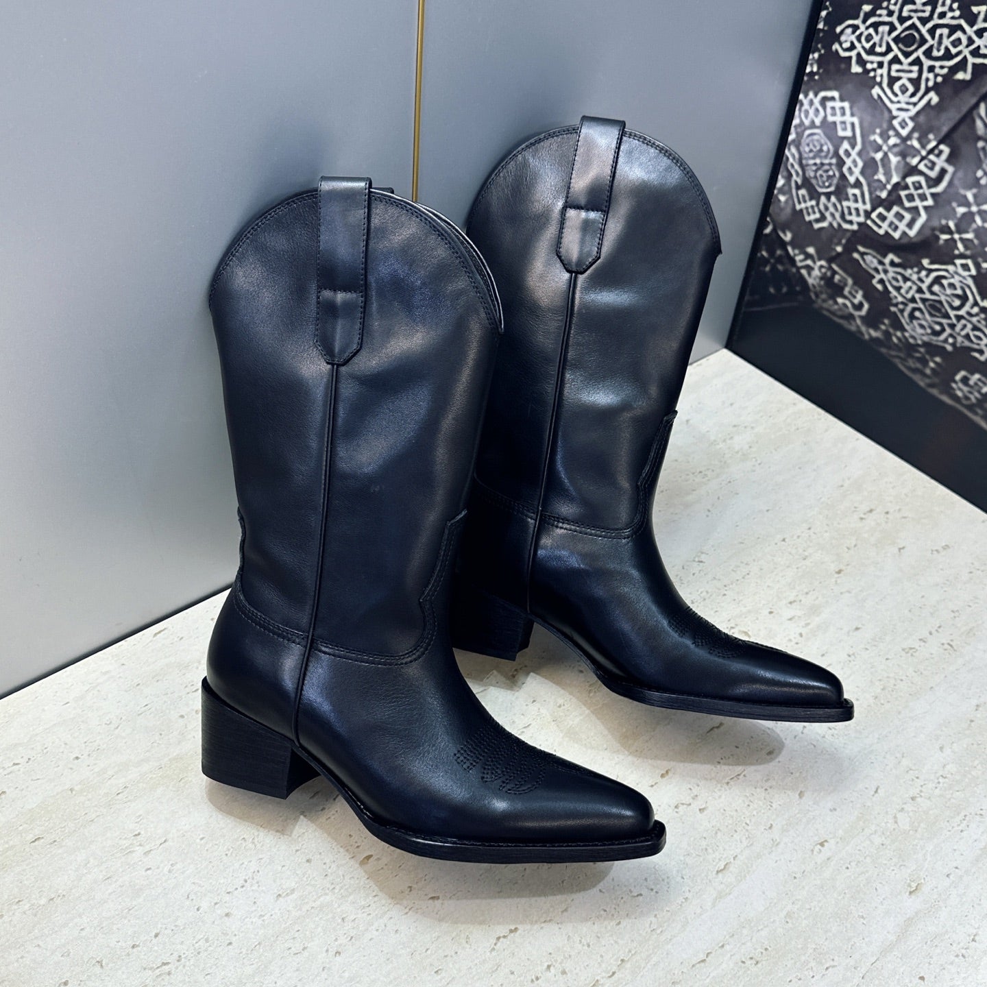 Celine 26s Mid-Calf Boots 4.5cm Black Cowhide 959456