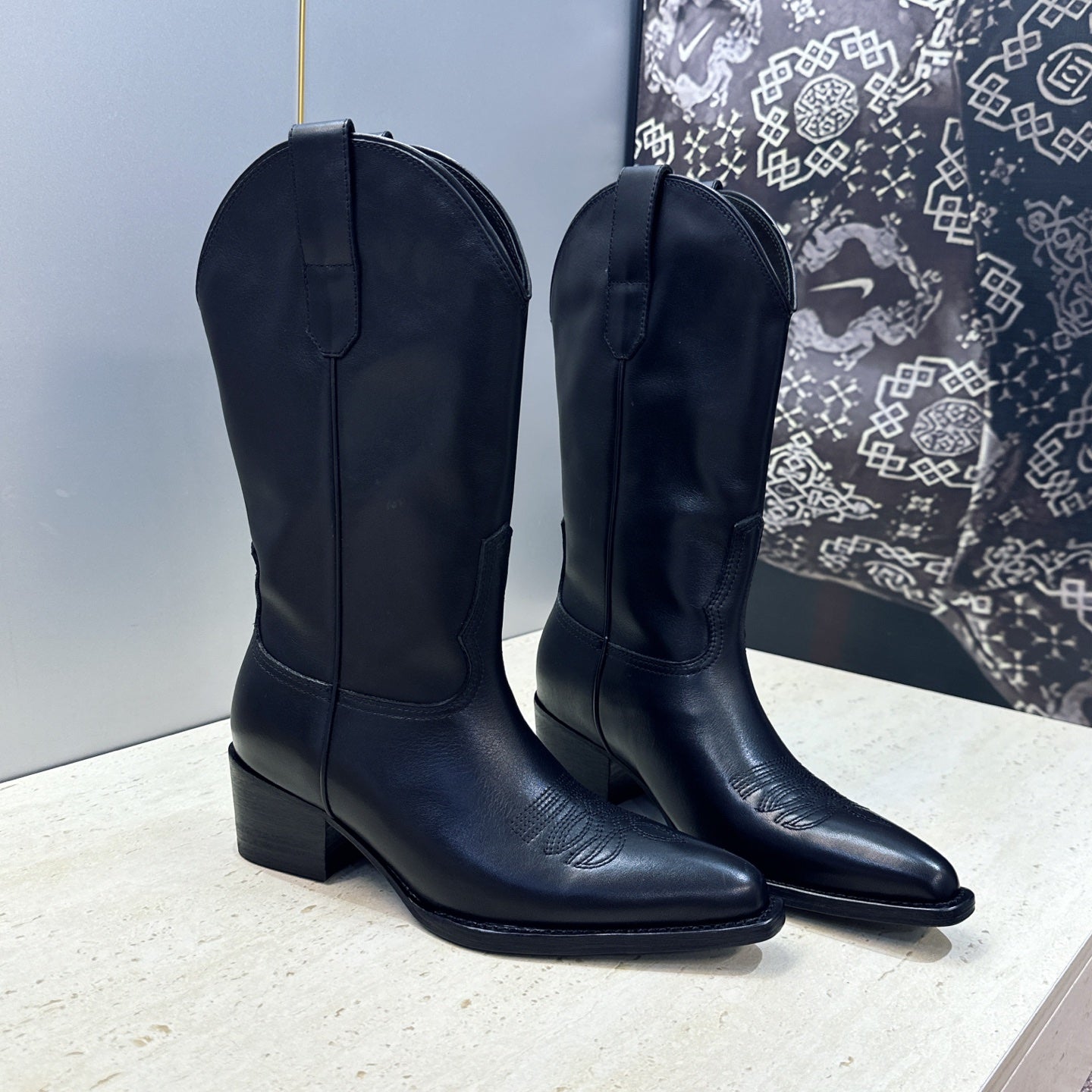 Celine 26s Mid-Calf Boots 4.5cm Black Cowhide 959456