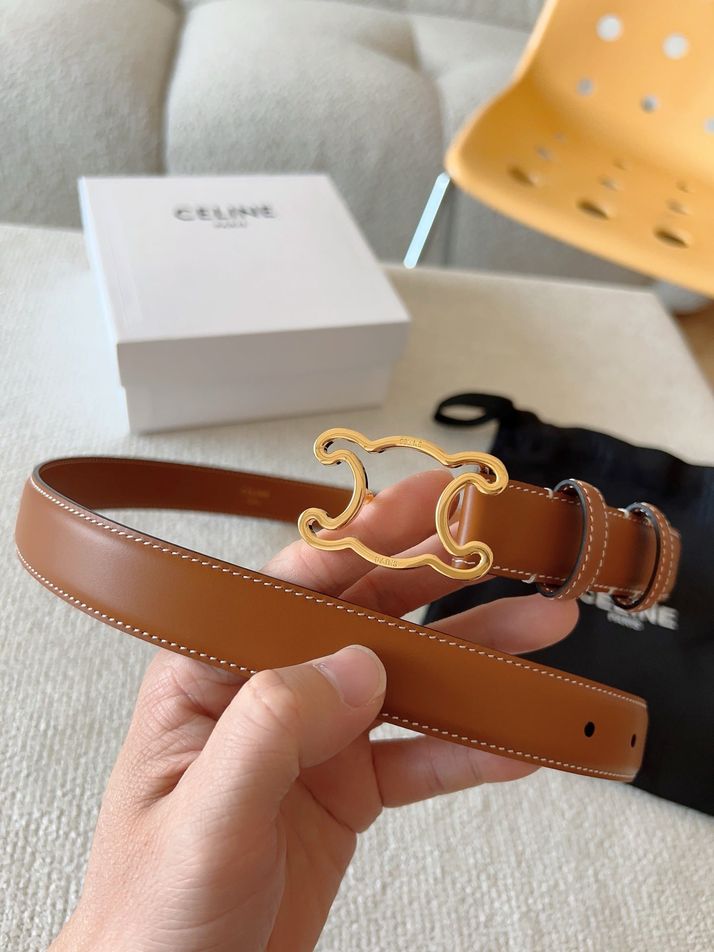 CL Gold 25mm Triomphe Enamel Brown Cowhide 607412