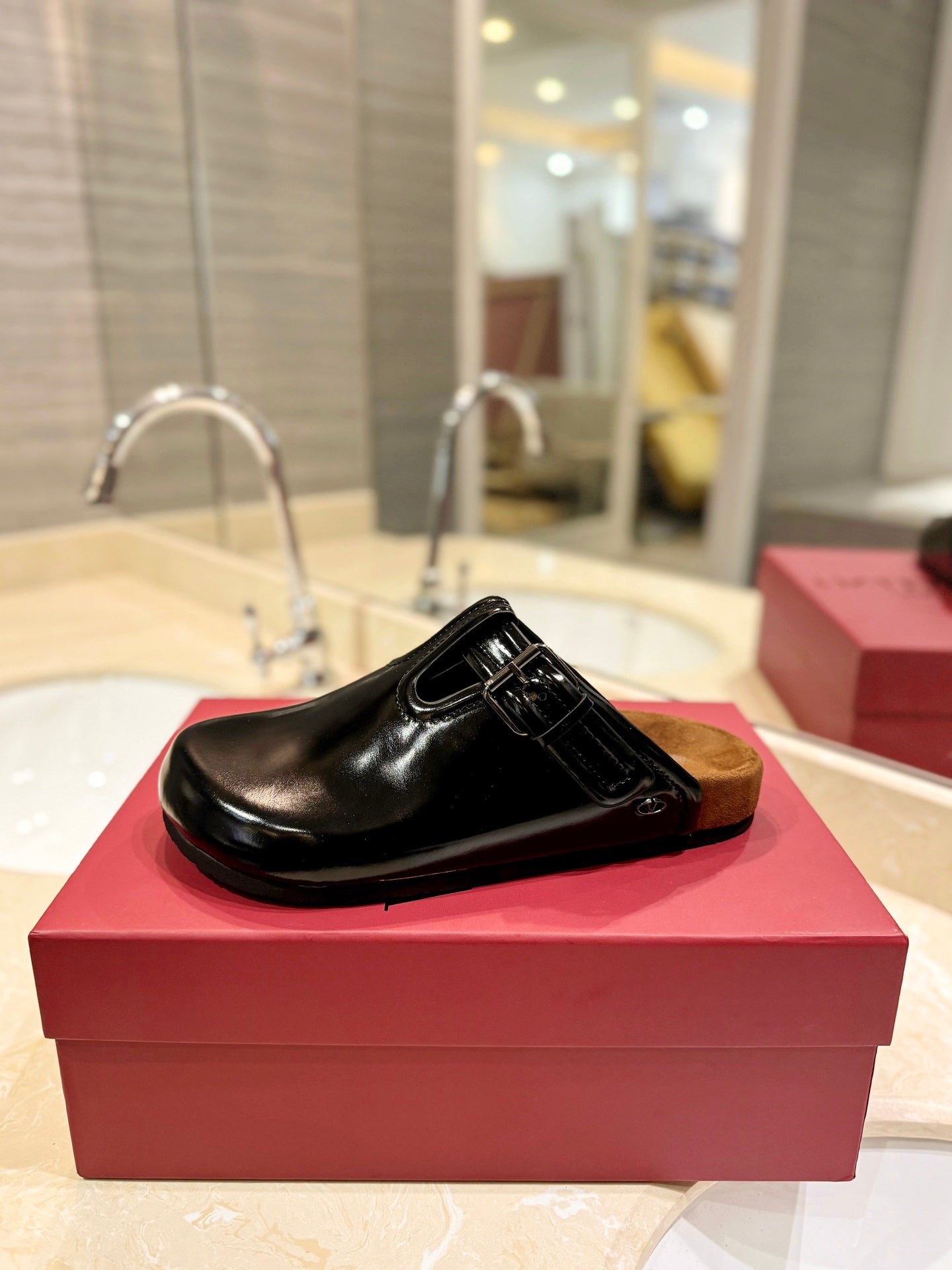 Valentino Fussfriend Black Patent Calfskin Leather Sabot