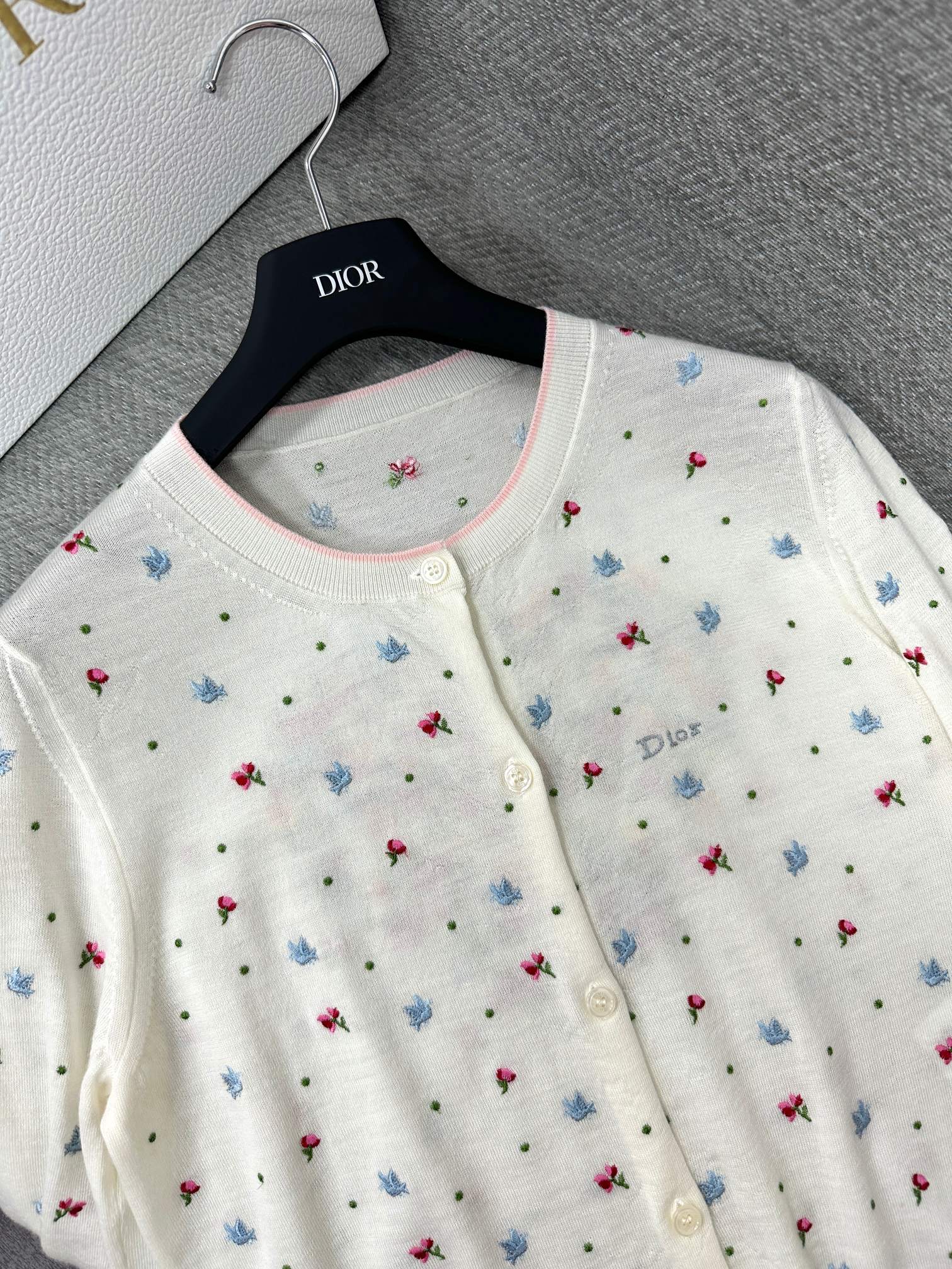 CD Dioramour Cardigan Embroidered Ivory Wool 349490