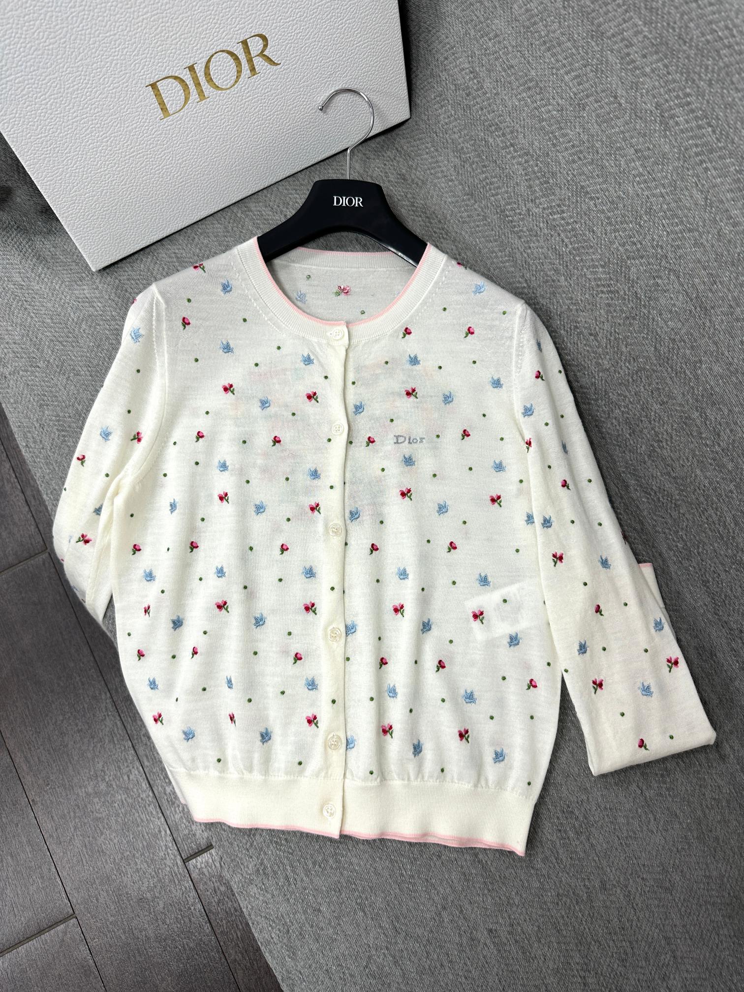 CD Dioramour Cardigan Embroidered Ivory Wool 349490