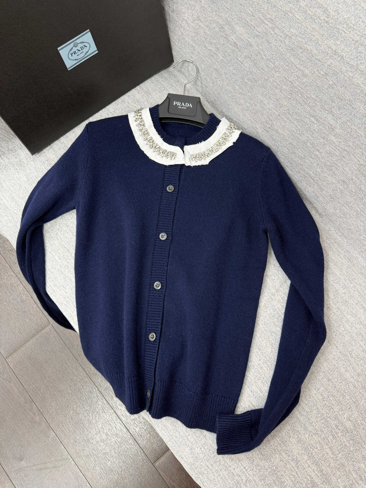 Prada 26s Knit Cardigan Navy Blue Virgin Wool Cashmere Crystal Embellished Collar 442023