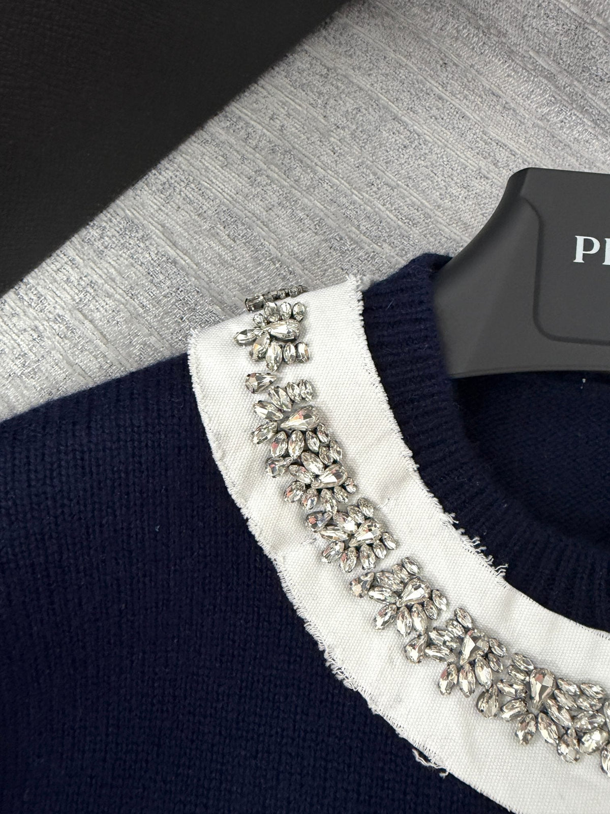 Prada 26s Knit Cardigan Navy Blue Virgin Wool Cashmere Crystal Embellished Collar 442023