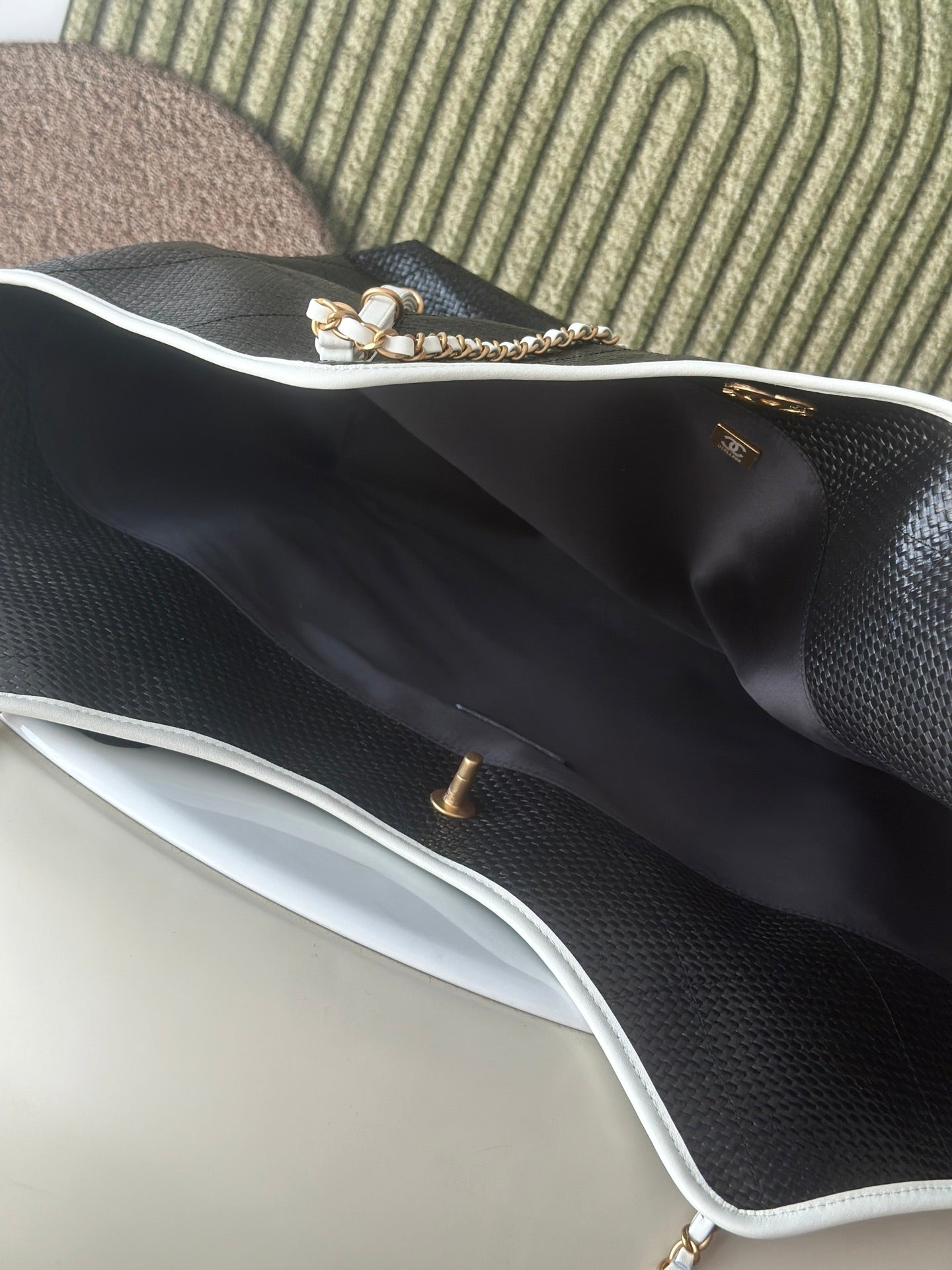 CC Maxi Hobo Bag 43cm Black Straw Leather