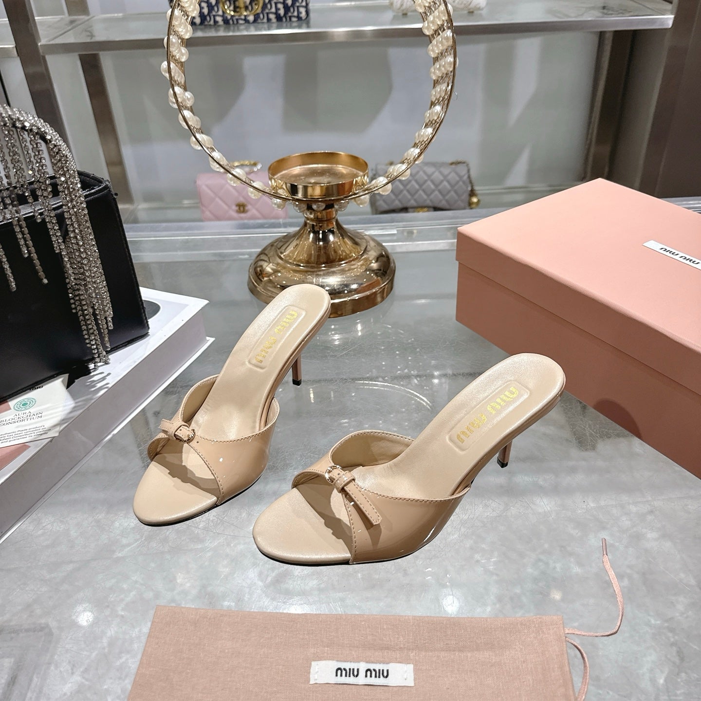 Miu Mules With Buckle Beige Patent Leather 751334