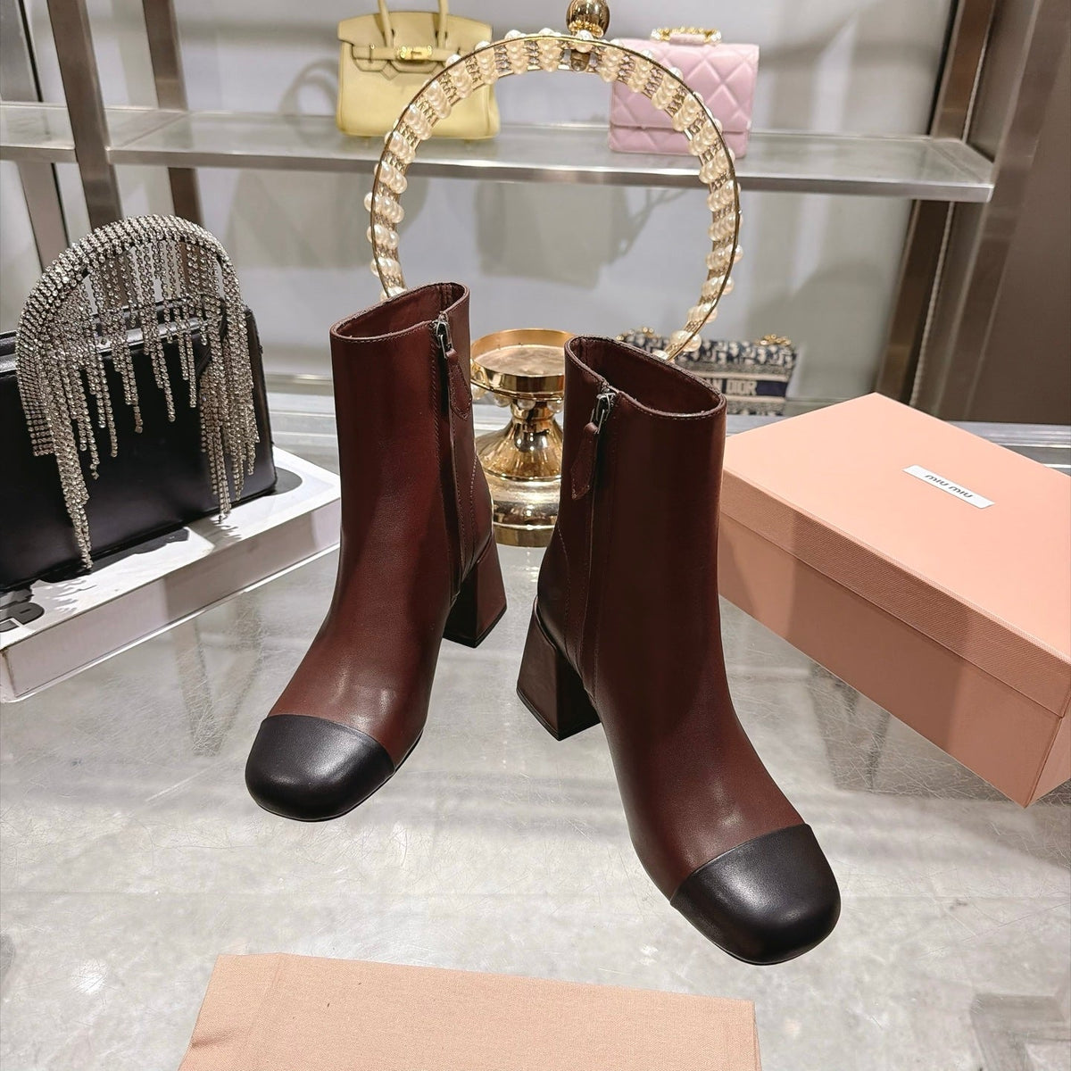 Miu FW26 Two-Tone Ankle Boots 7.5cm Brown Black Leather 190492