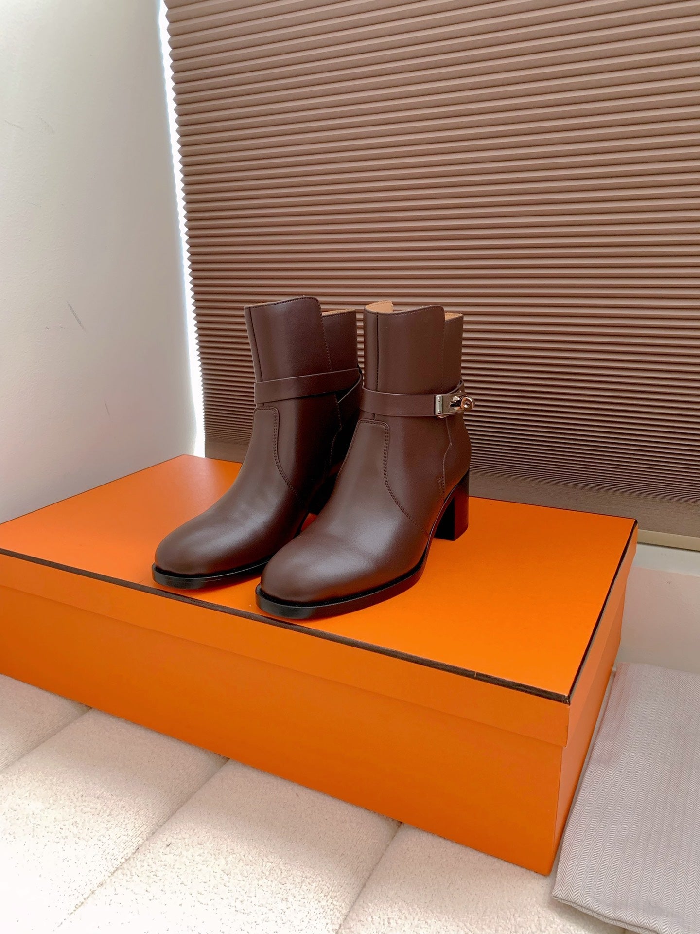 HM Frenchie 50 Ankle Boot Dark Brown Cowhide 464342