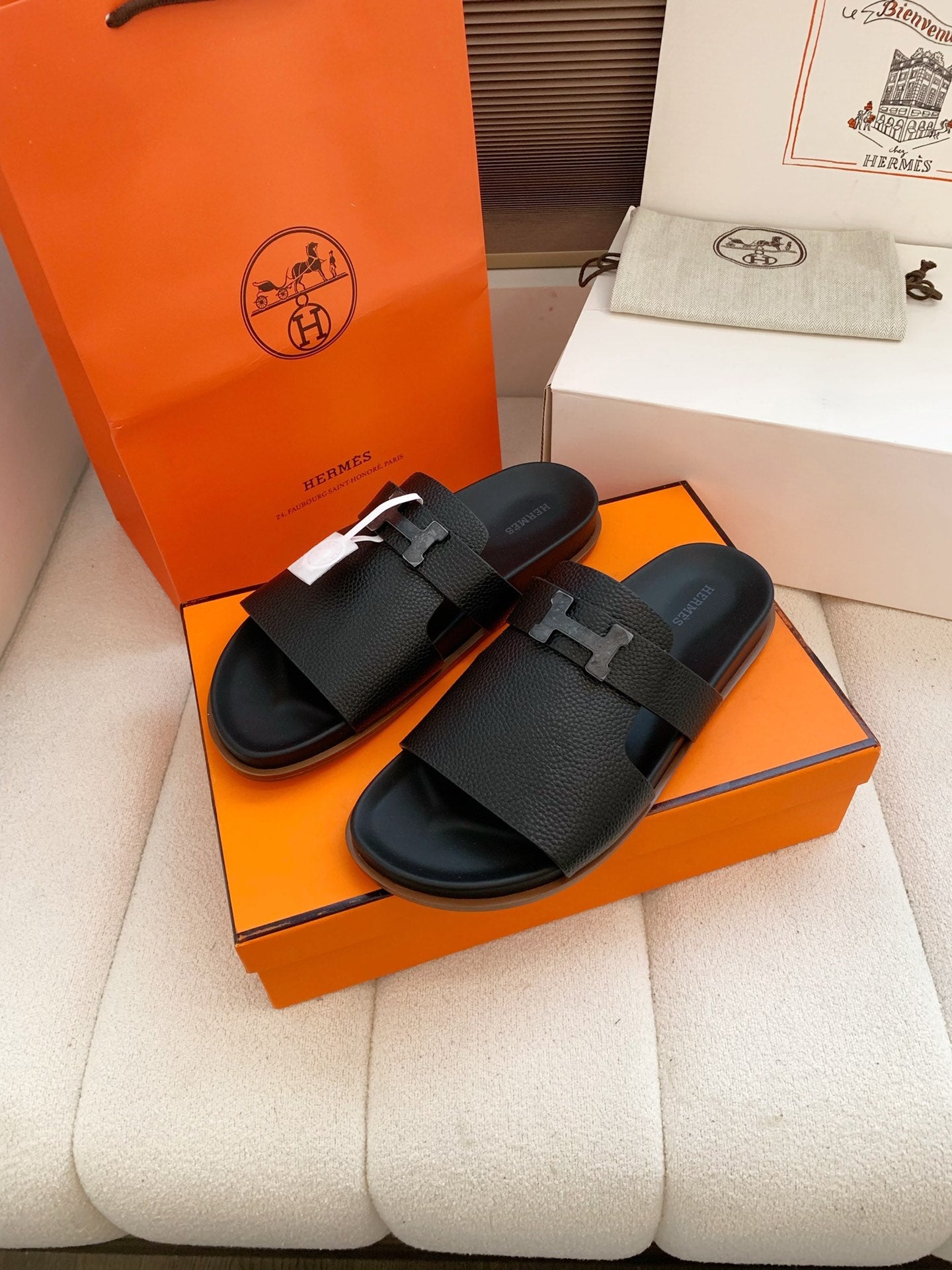 HM Men Jaures Sandal Black Cowhide 614861