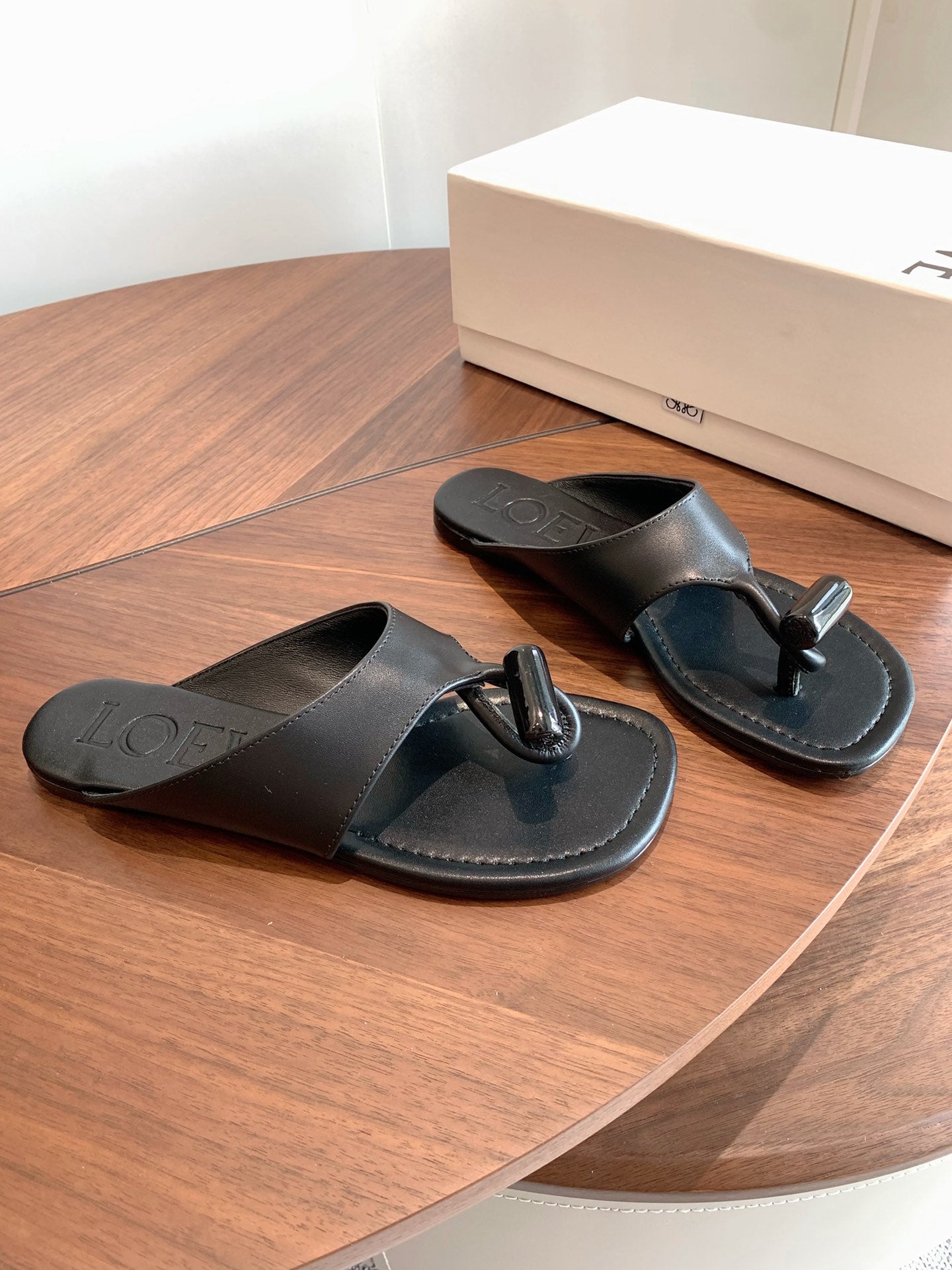 Loewe Toggle Sandals Black Leather 878017