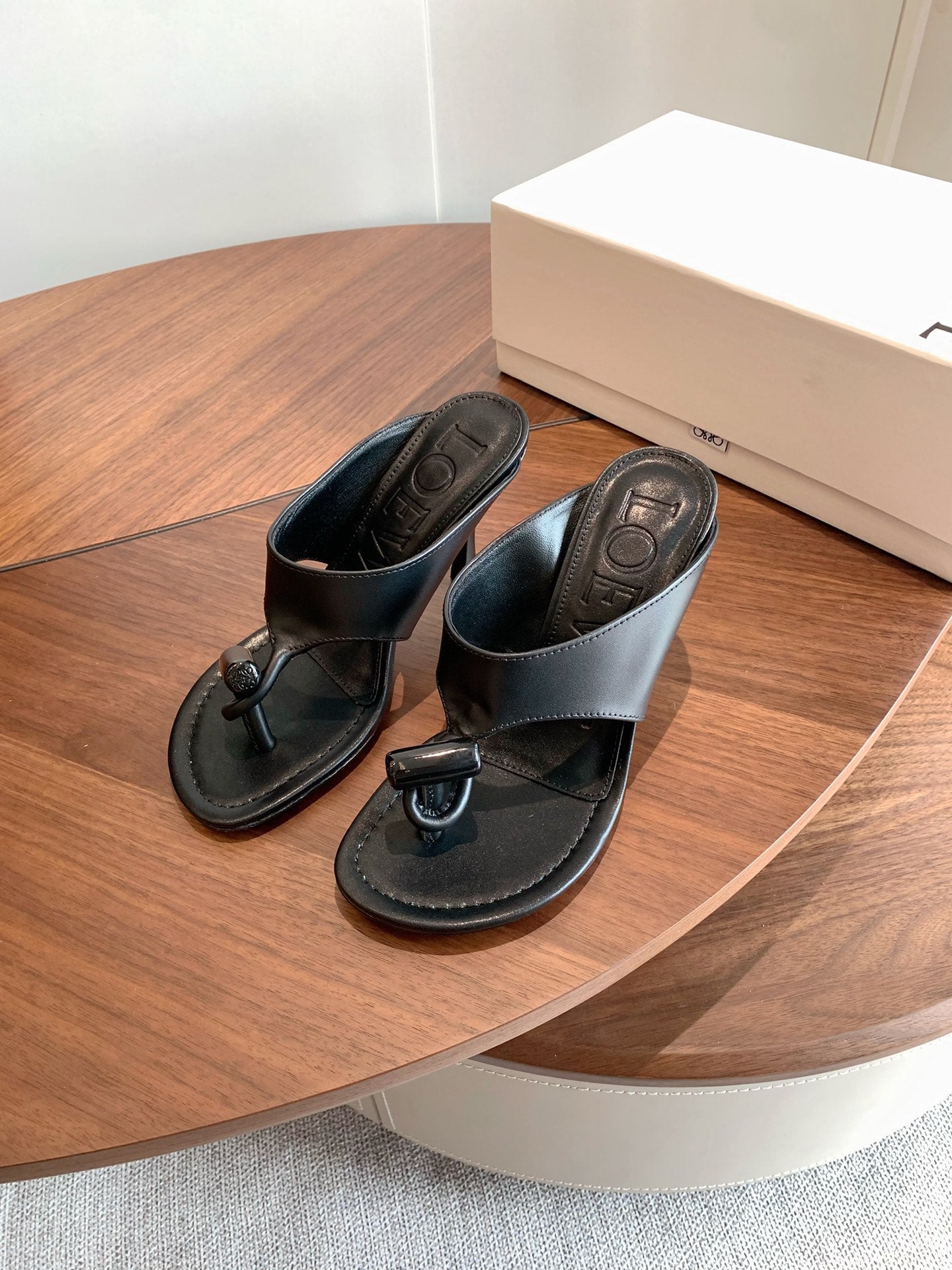 Loewe Toggle Sandals 9cm Black Leather 878021