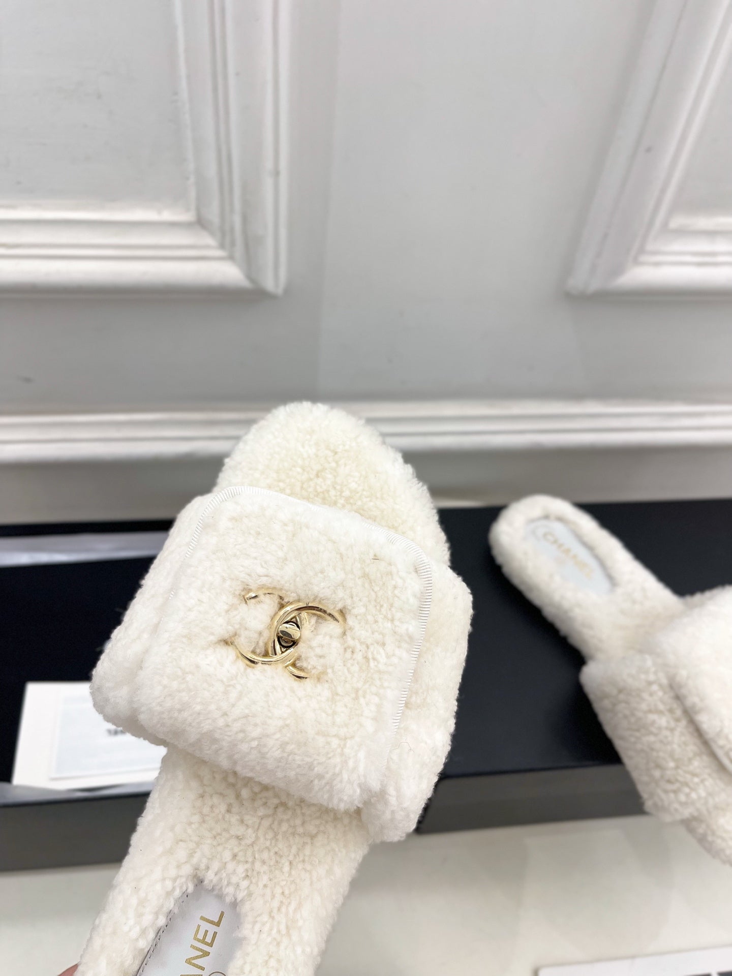 CC 25s Logo Slippers White Wool GHW 435266