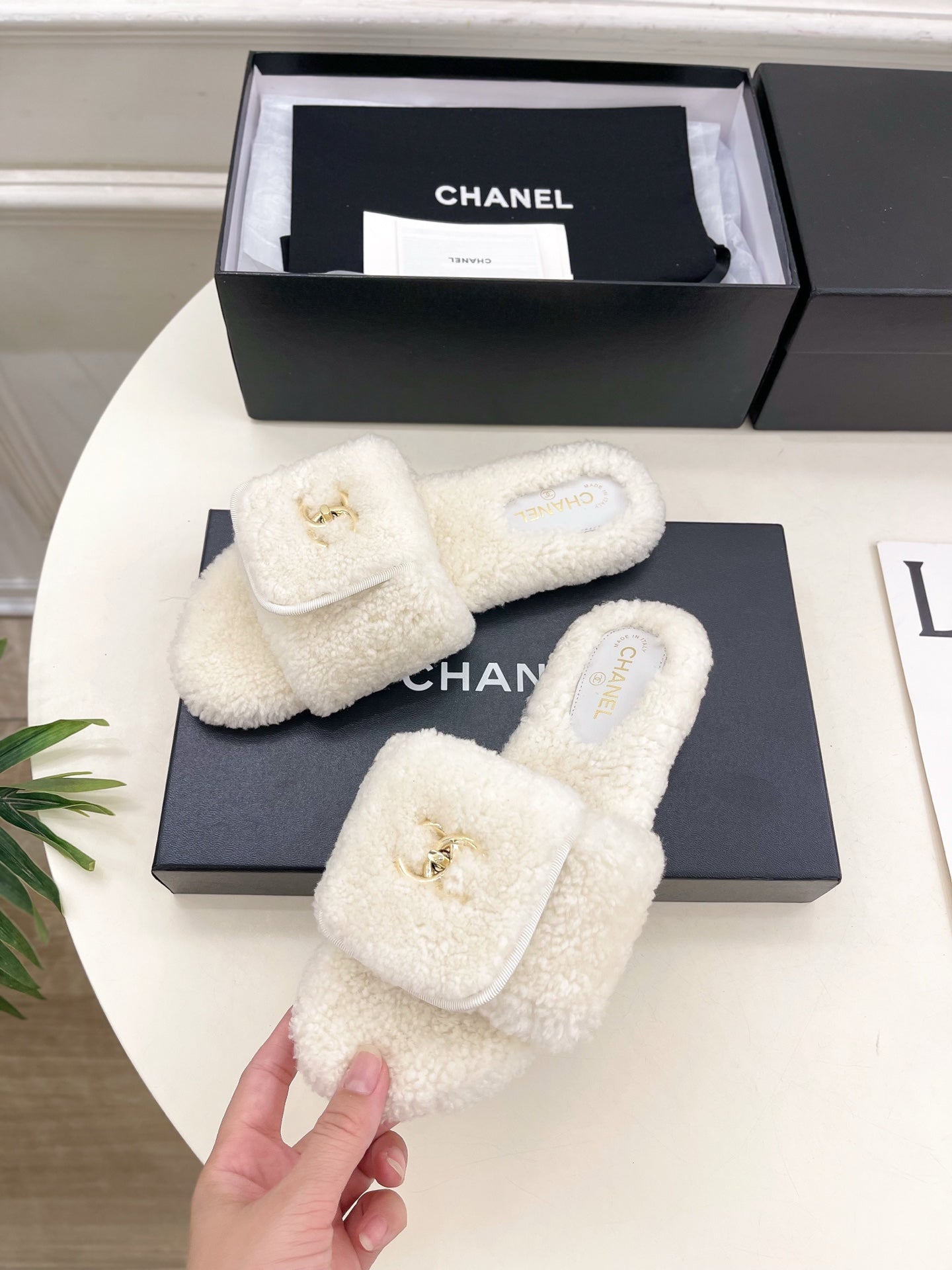 CC 25s Logo Slippers White Wool GHW 435266