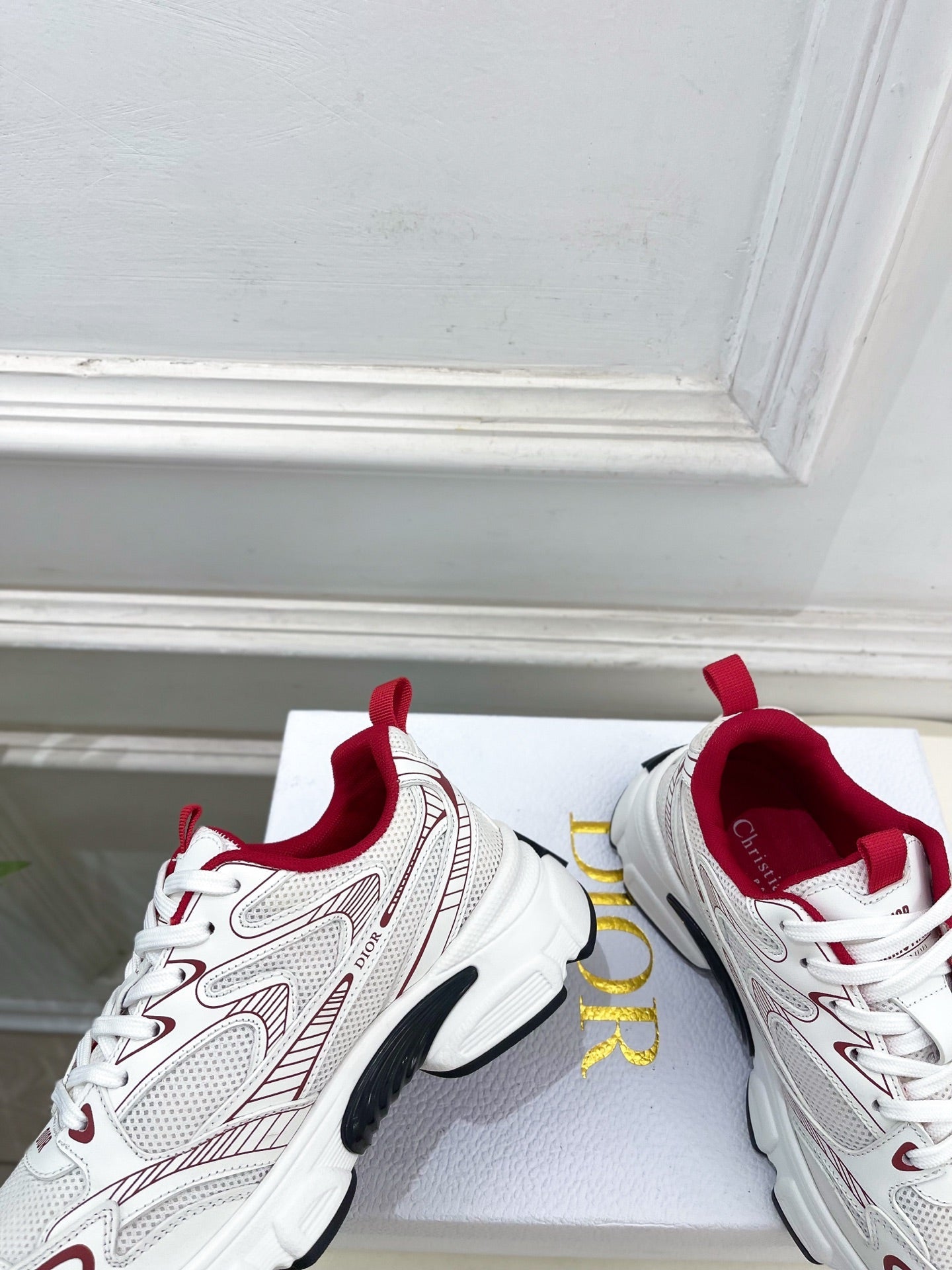 CD SS26 B30 Sneakers White Red Cowhide Mesh 631931