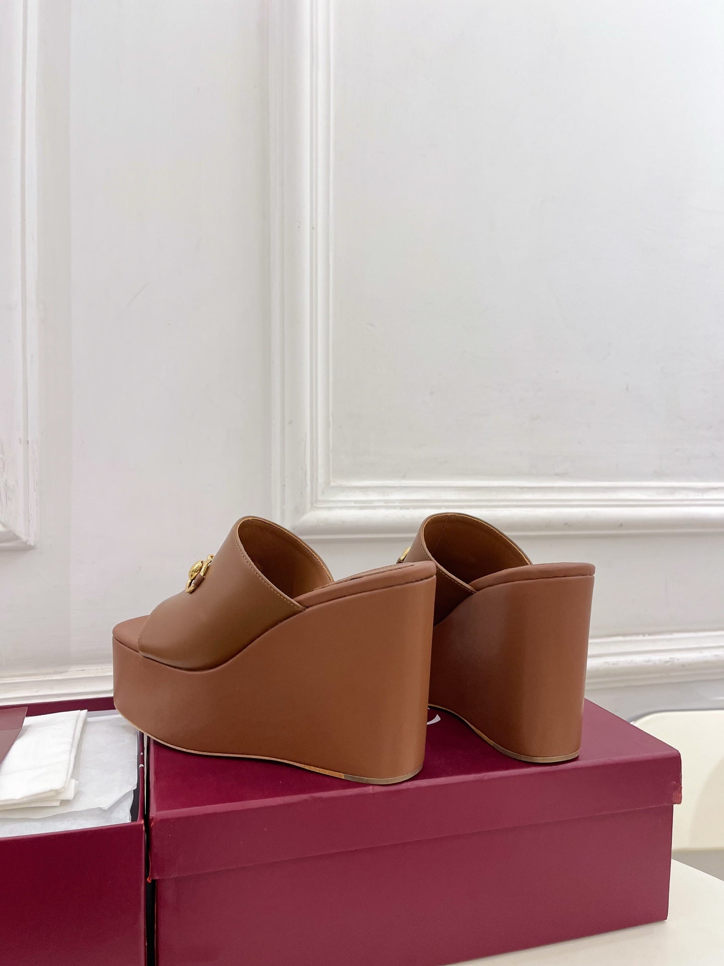 GC Wedge With Horsebit Sandal Brown Leather 640271
