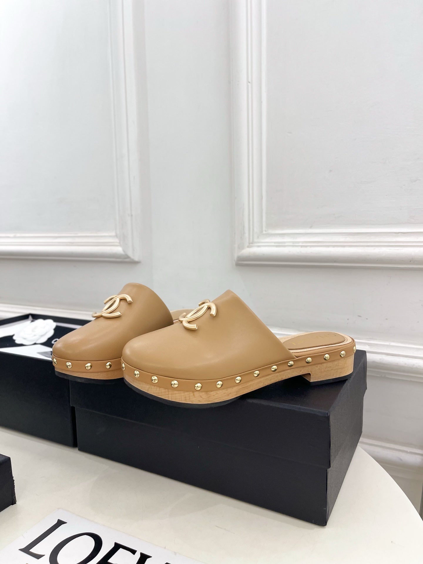 CC 26s Wood Platform Slip-on 3.5cm Light Beige Leather 891747