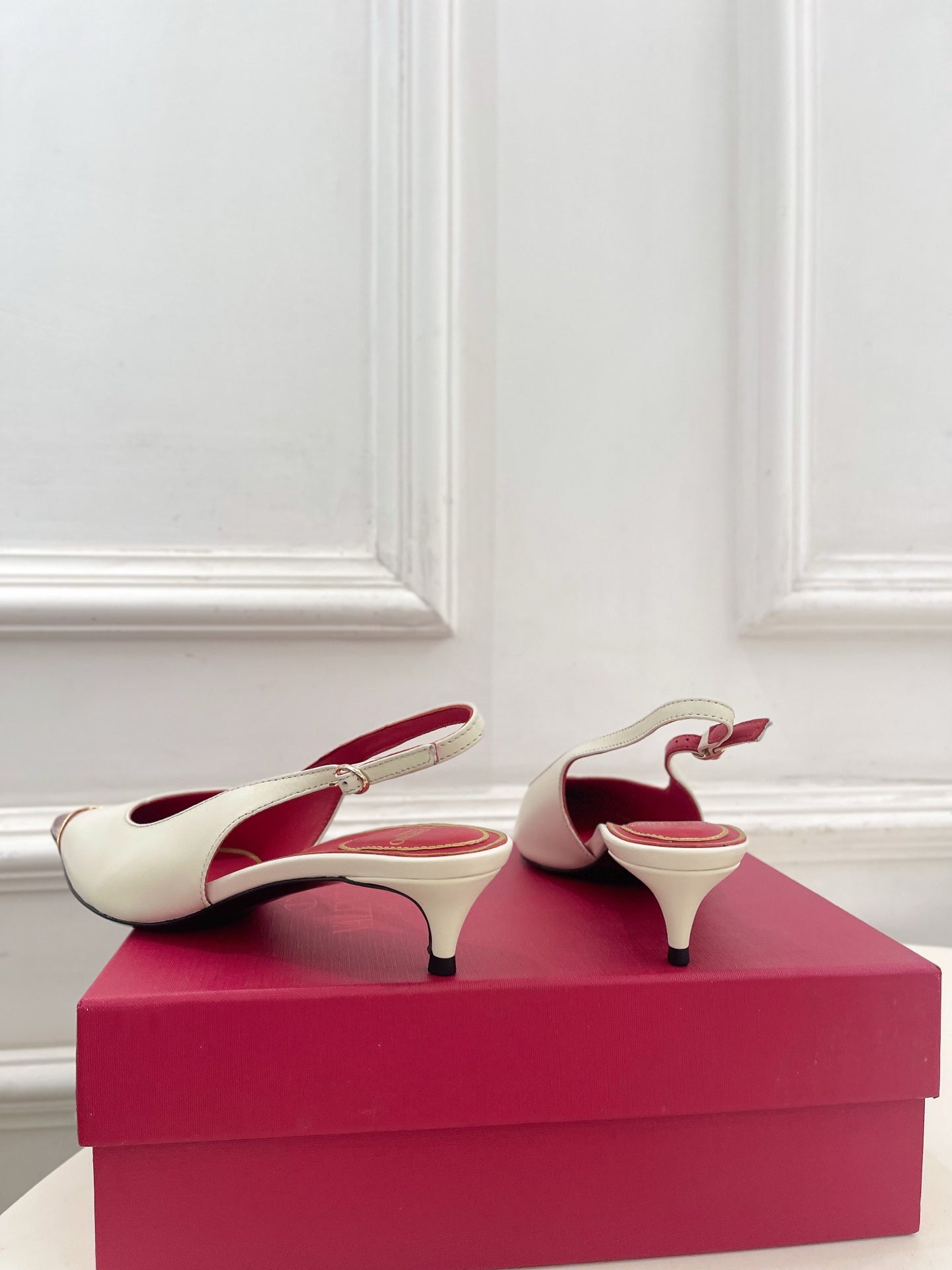 VLogo Heartip Slingback 3.5cm White Sheepskin 947338