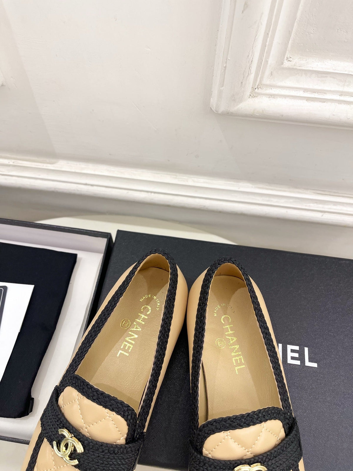 Chanel 26s Loafer Mules In Beige Lambskin And Black Fabric