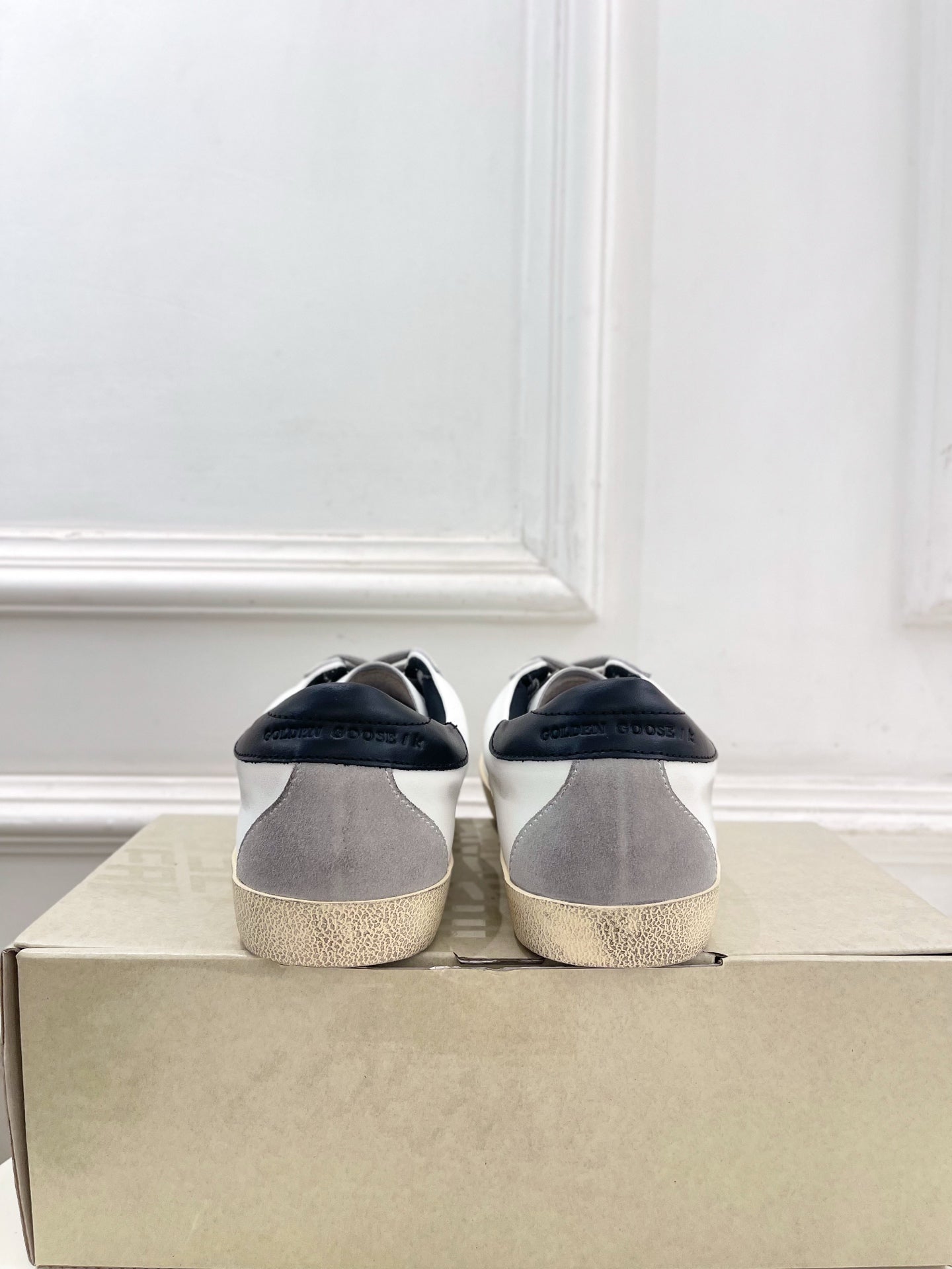 Golden Goose 26s Super-Star Grey Star White Grey Black Leather 947747