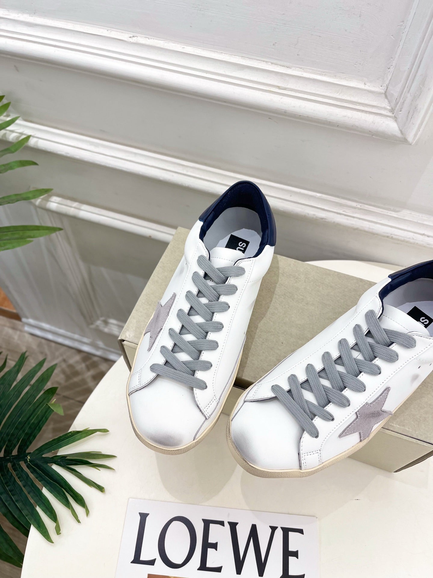 Golden Goose 26s Super-Star Grey Star White Black Leather 947749