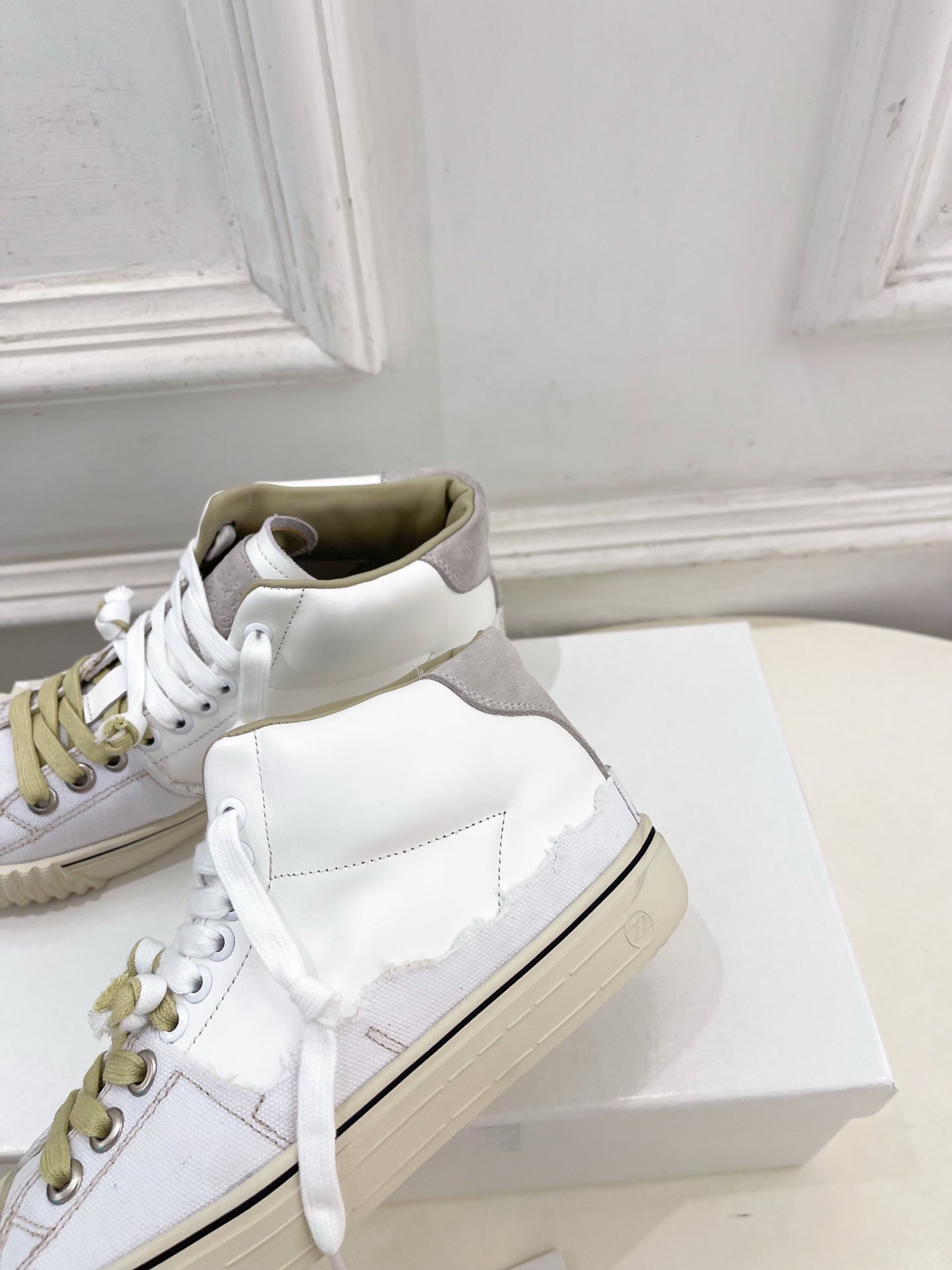 MM6 26s New Evolution Mid-Top Sneakers Cream Canvas Calfskin 947483