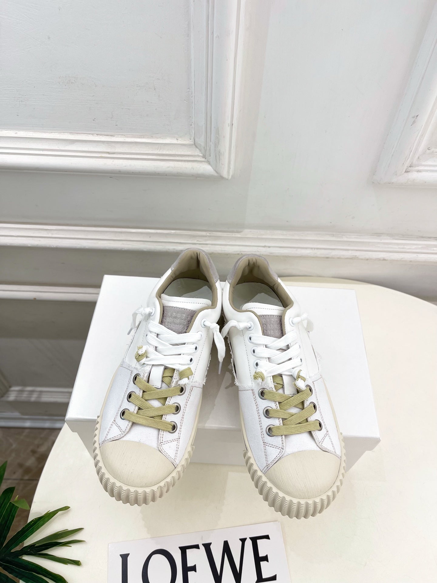 MM6 26s New Evolution Sneakers Grey Cream Canvas Calfskin 947484