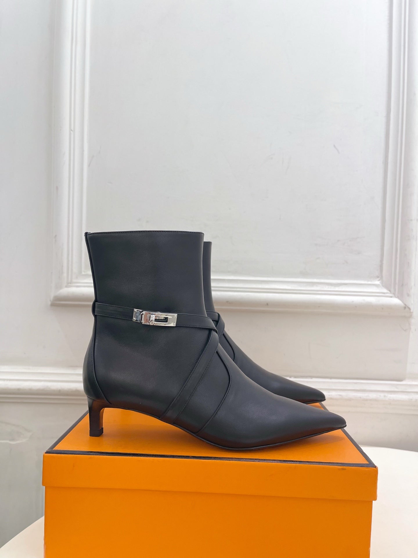 HM 26s Nice 40 Ankle Boot Black Lambskin 947288