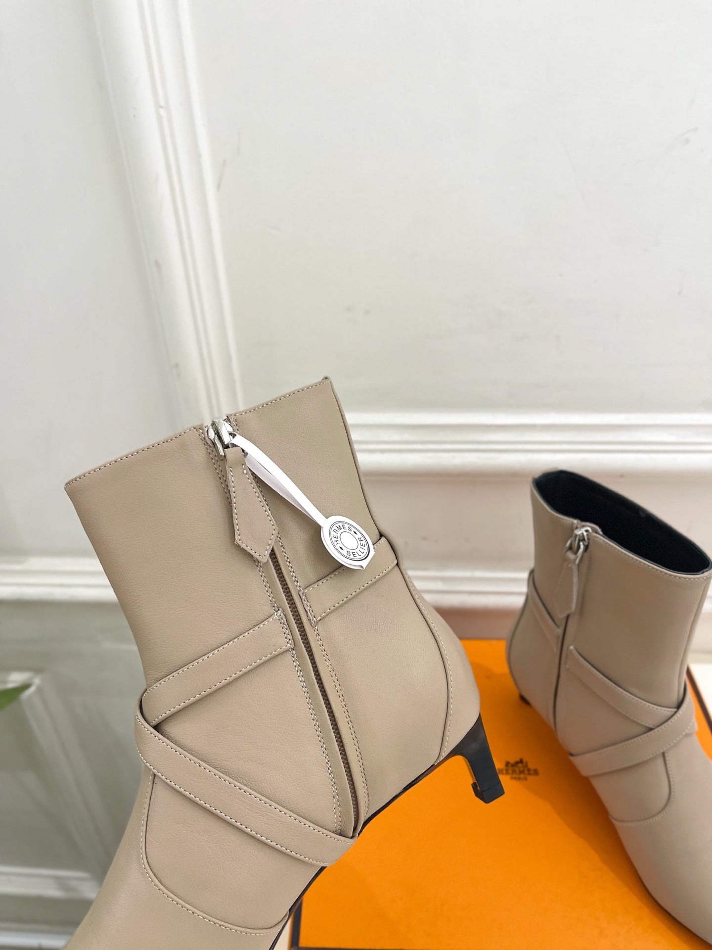 HM 26s Nice 40 Ankle Boot Beige Lambskin 947289