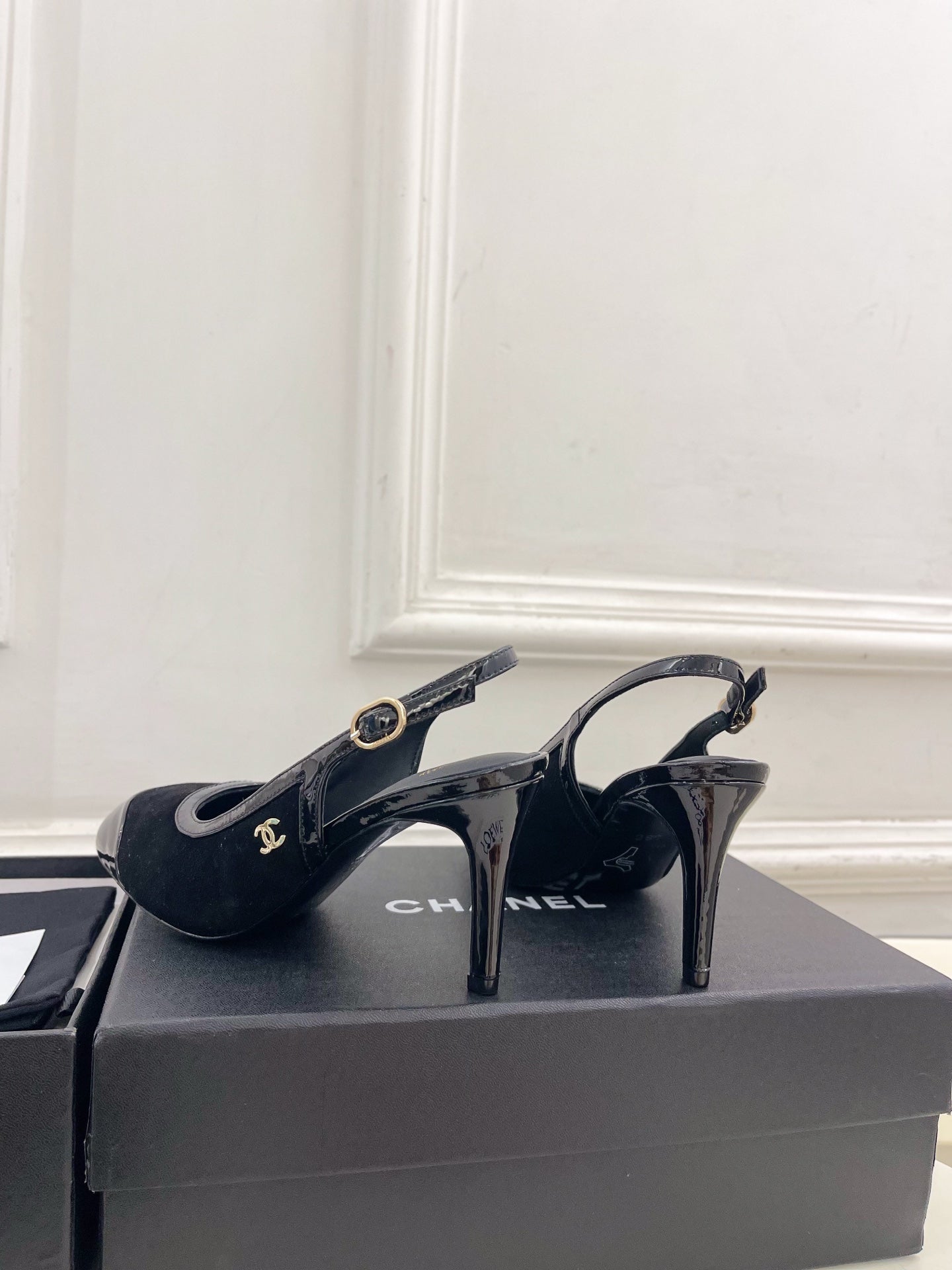 CC 26s Slingbacks Conic Heel 9cm Black Suede Leather 946879